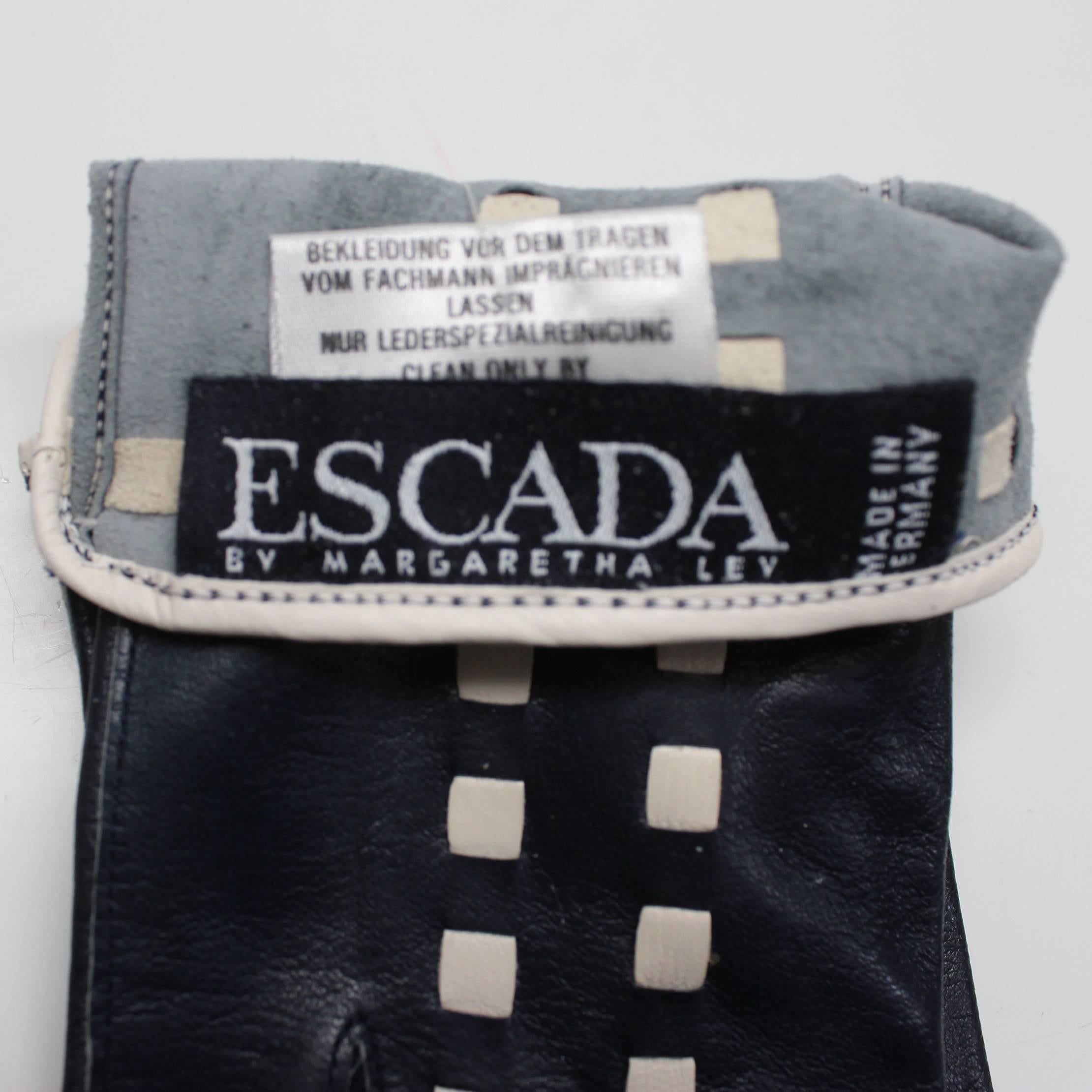 Women's 1980s Escada by Margaretha Ley Navy and White Leather Gloves, Never Worn For Sale