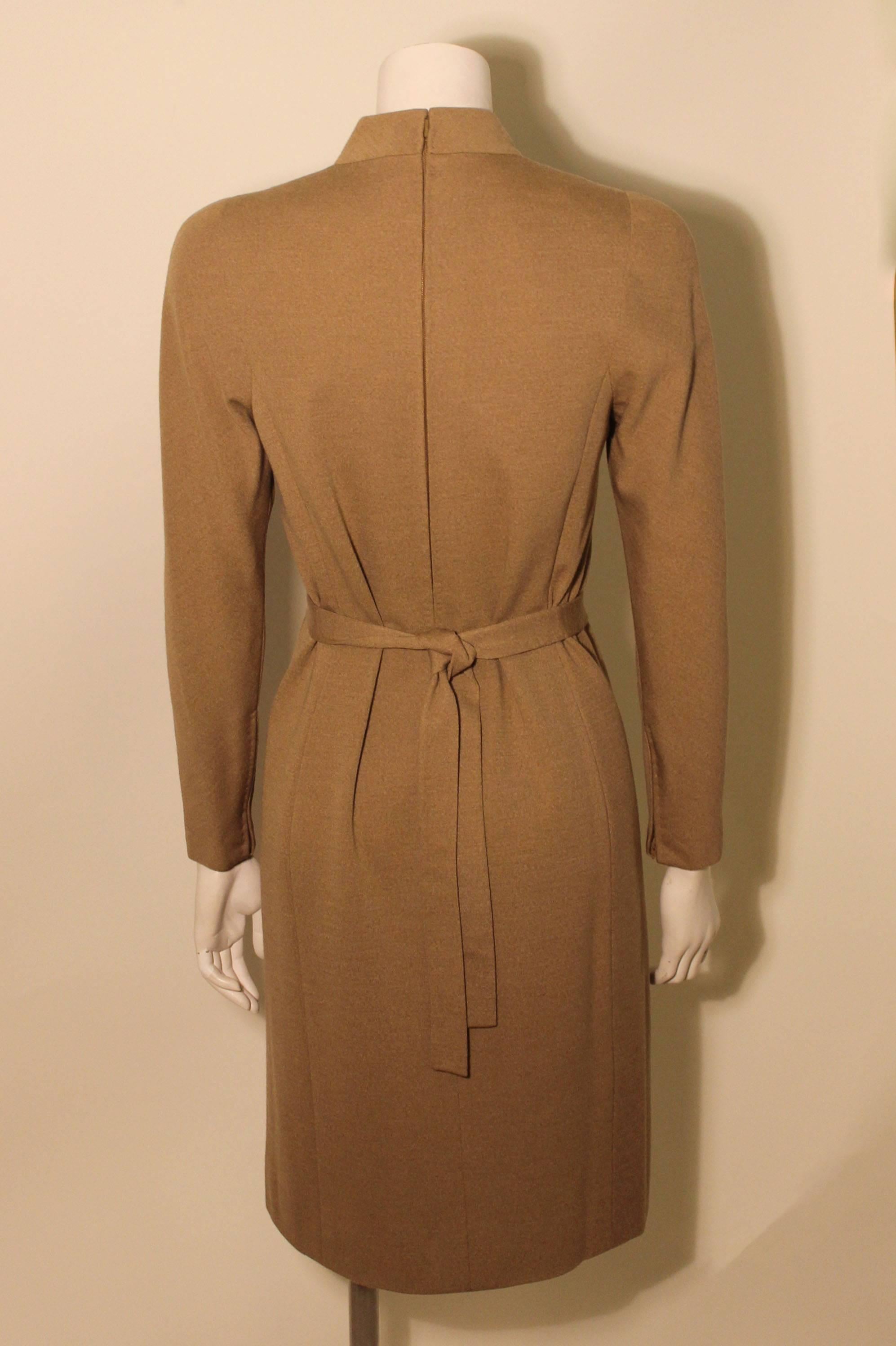 Vintage Pauline Trigere Keyhole Neckline Sheath Dress In Excellent Condition In New York, NY