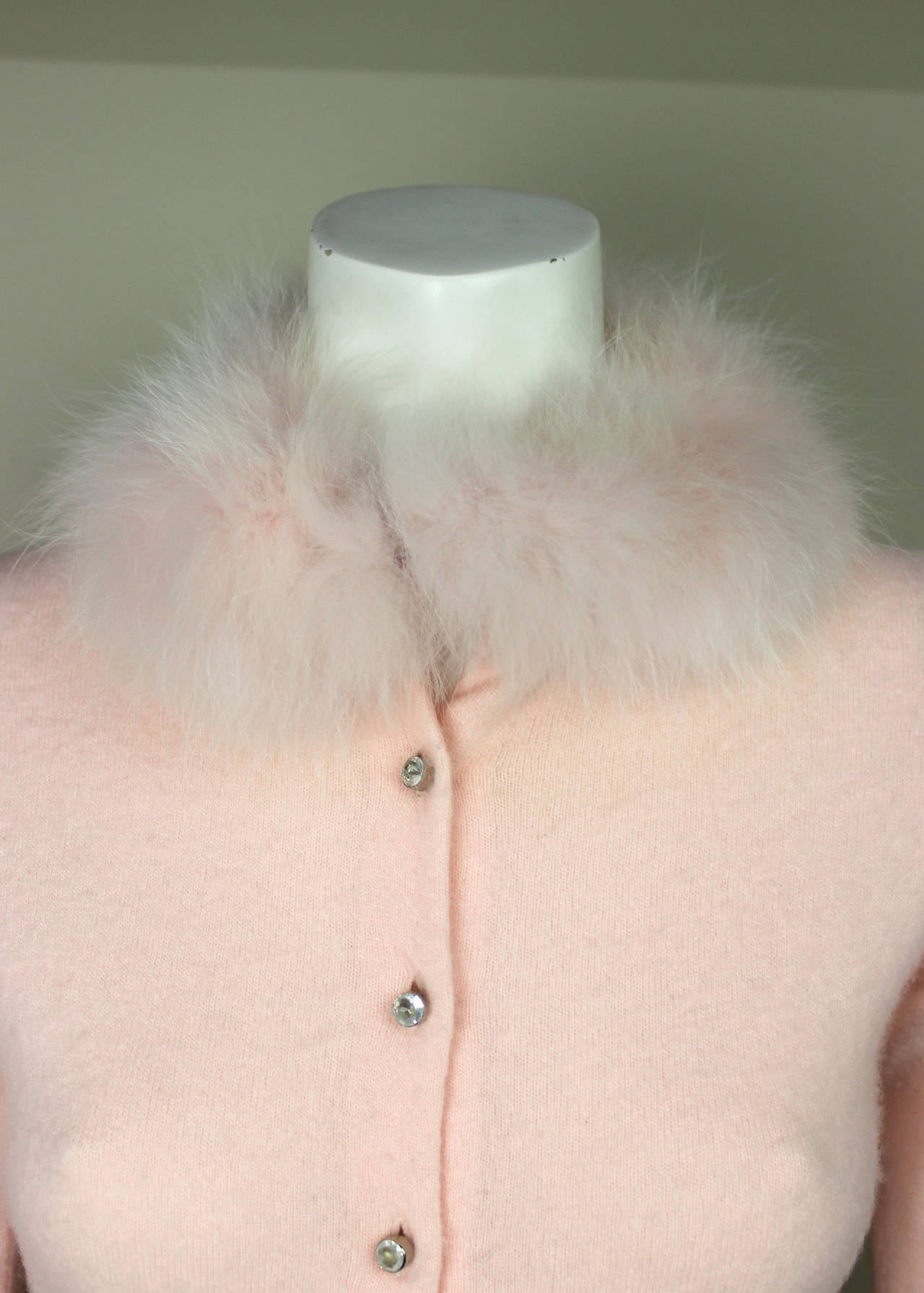 1950s Pink Cashmere Sweater with Matching Fox Collar In Excellent Condition In New York, NY
