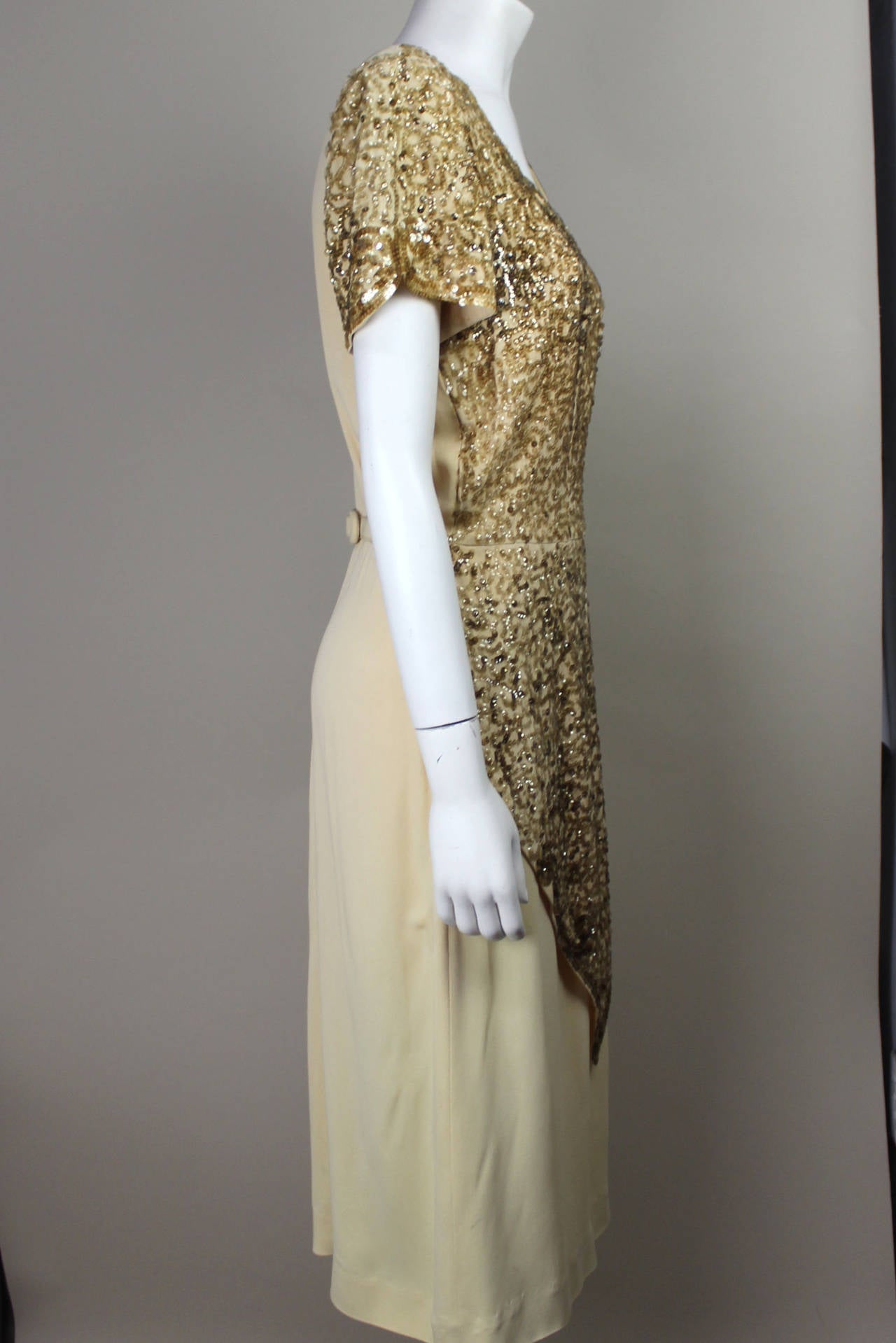 Exquisite 1940s Sequined Cocktail Dress For Sale 2