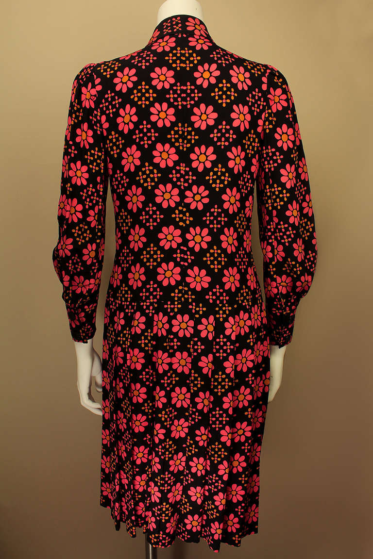 Emanuel Ungaro 1960's MOD Daisy Print Dress In Excellent Condition In New York, NY