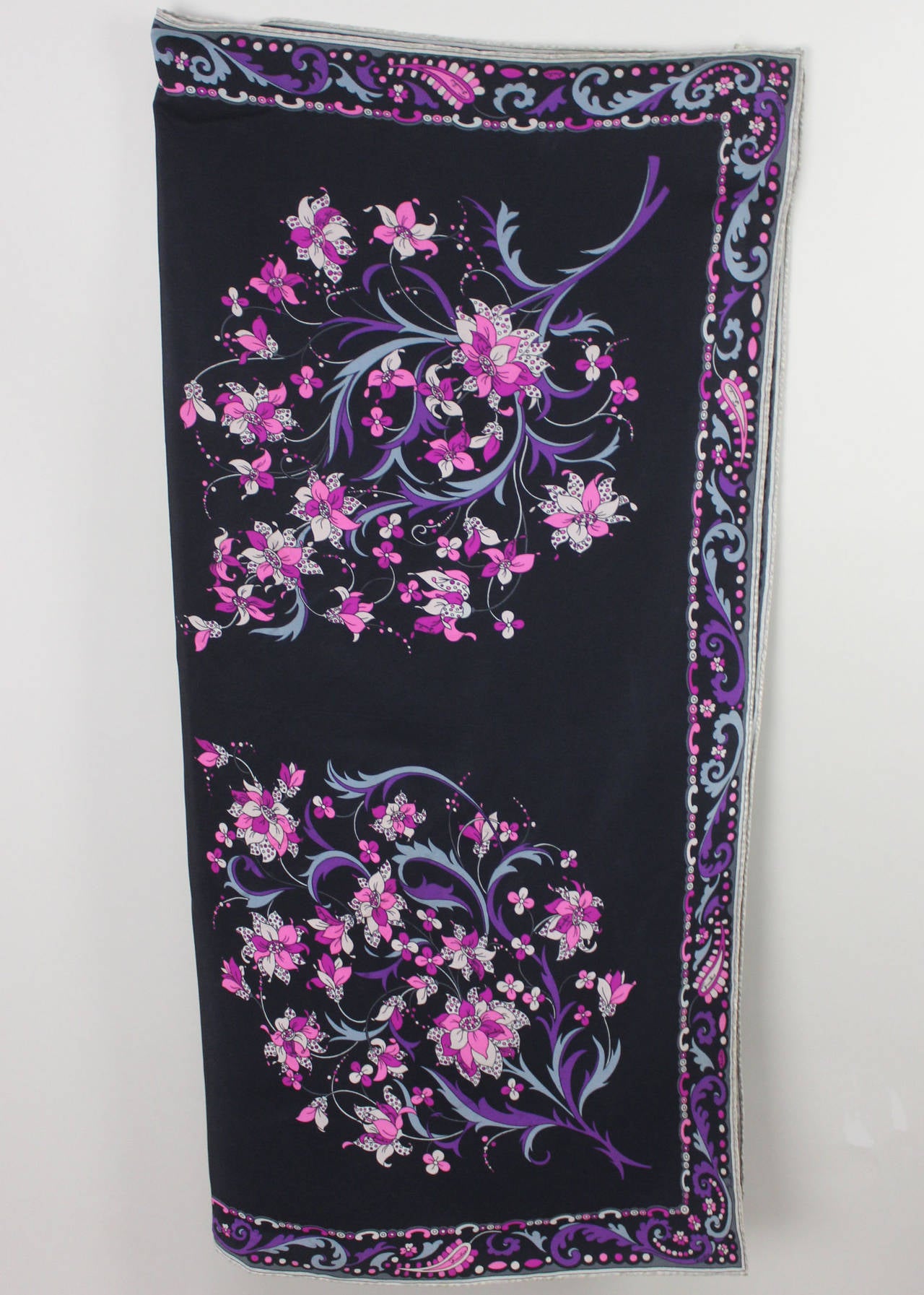 Vintage Floral Pucci Silk Scarf In Excellent Condition For Sale In New York, NY