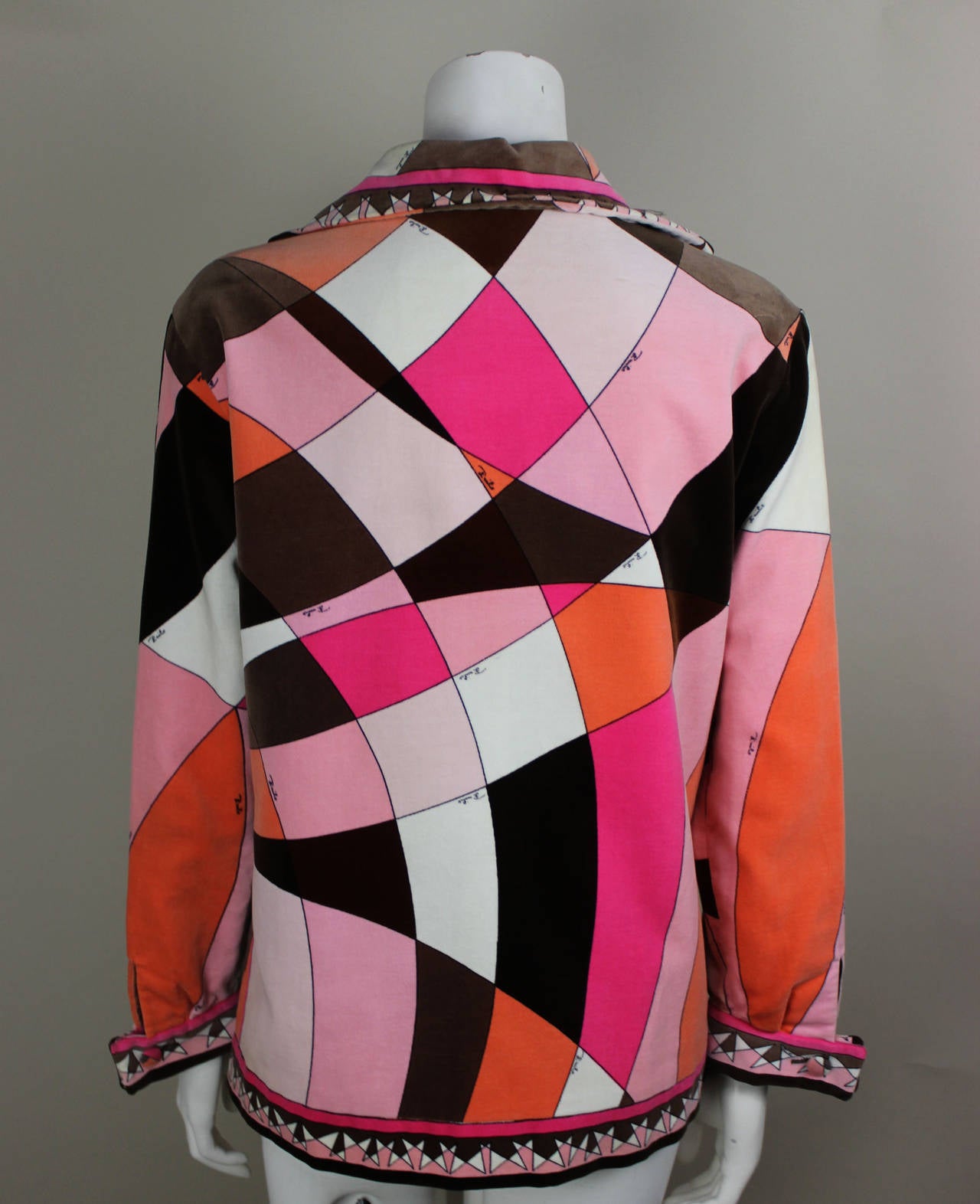 1960s Pucci Geometric Print Velvet Jacket In Excellent Condition For Sale In New York, NY