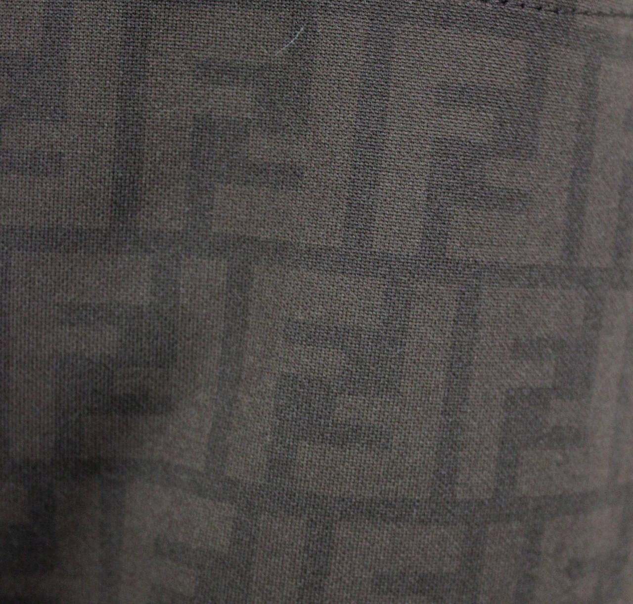 Vintage Fendi Brown Logo Patterned Pant Jeans In Excellent Condition In New York, NY