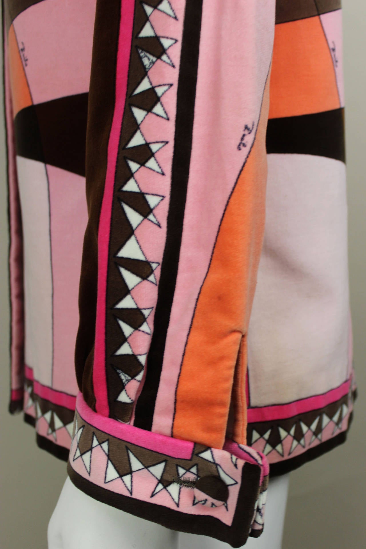 1960s Pucci Geometric Print Velvet Jacket For Sale 2