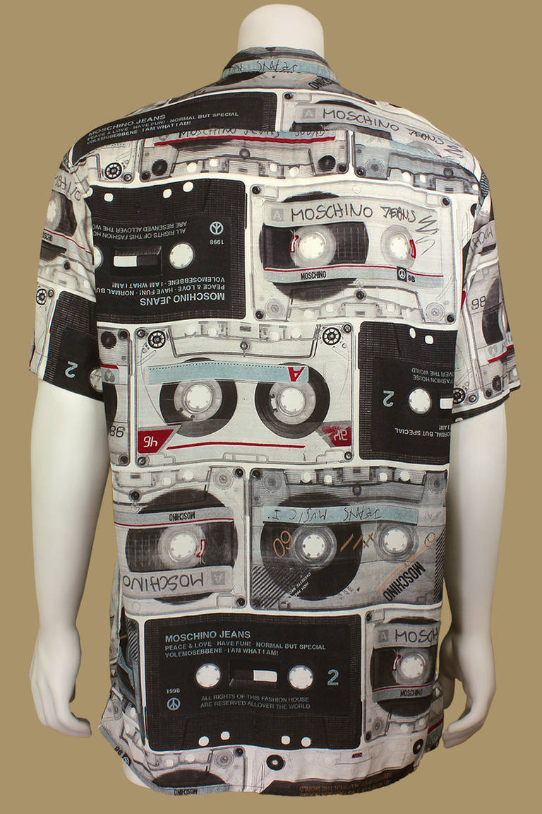 moschino dj