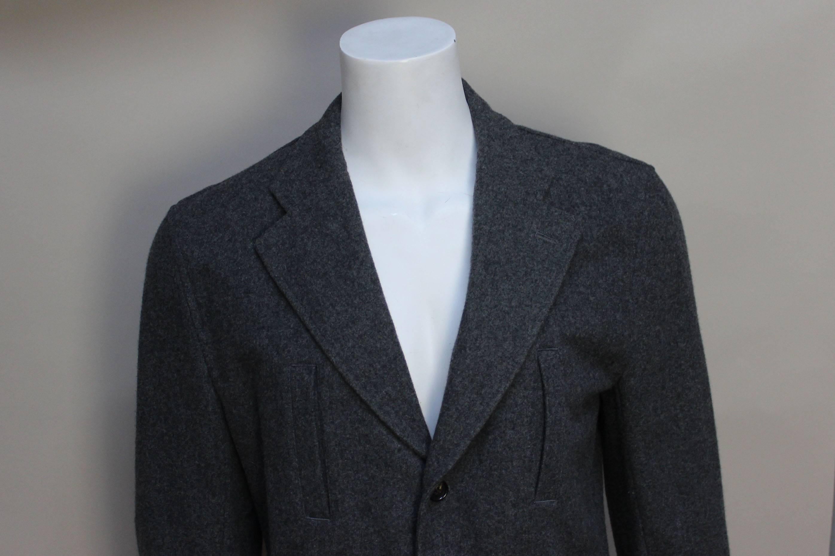 Comme des Garcons Mens Grey Wool Flannel Blazer In Excellent Condition For Sale In New York, NY