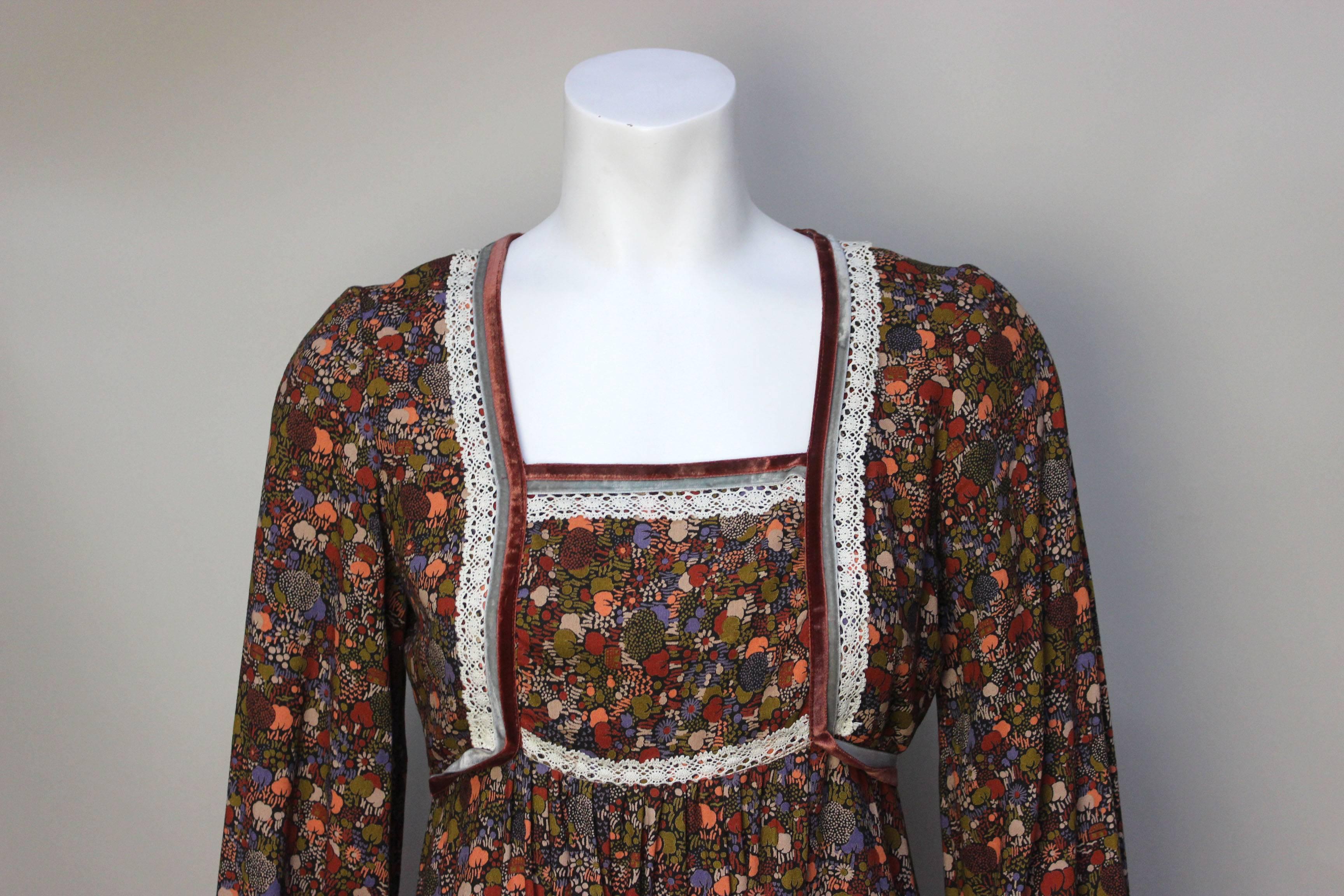 Women's 1970s John Charles Cotton Floral Folkloric Maxi Dress