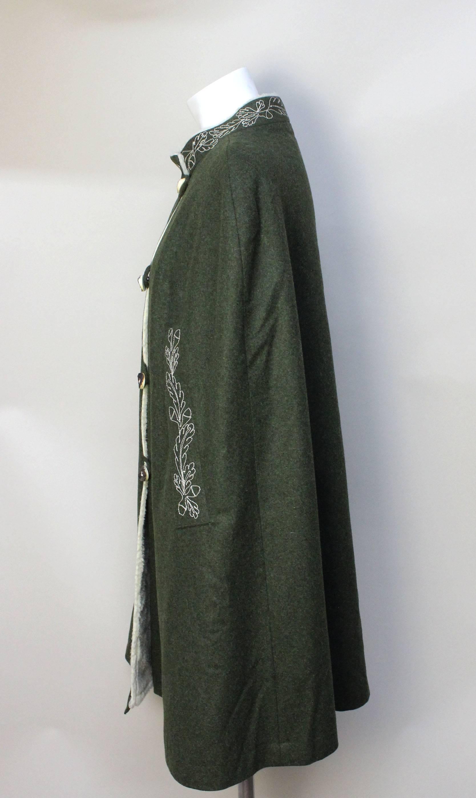 tyrolean cloak