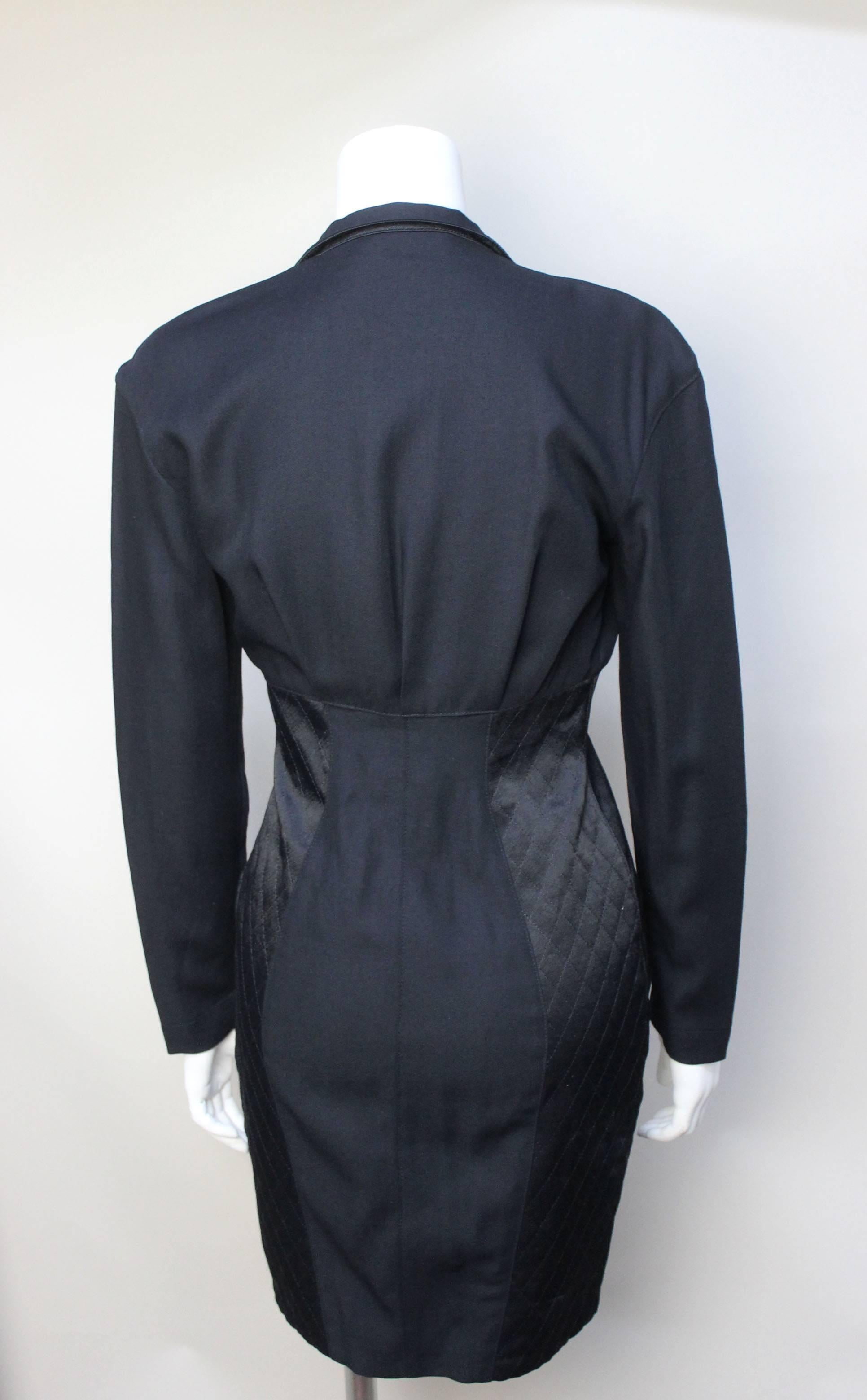 Thierry Mugler Sexy Fitted Siren Dress In Excellent Condition For Sale In New York, NY