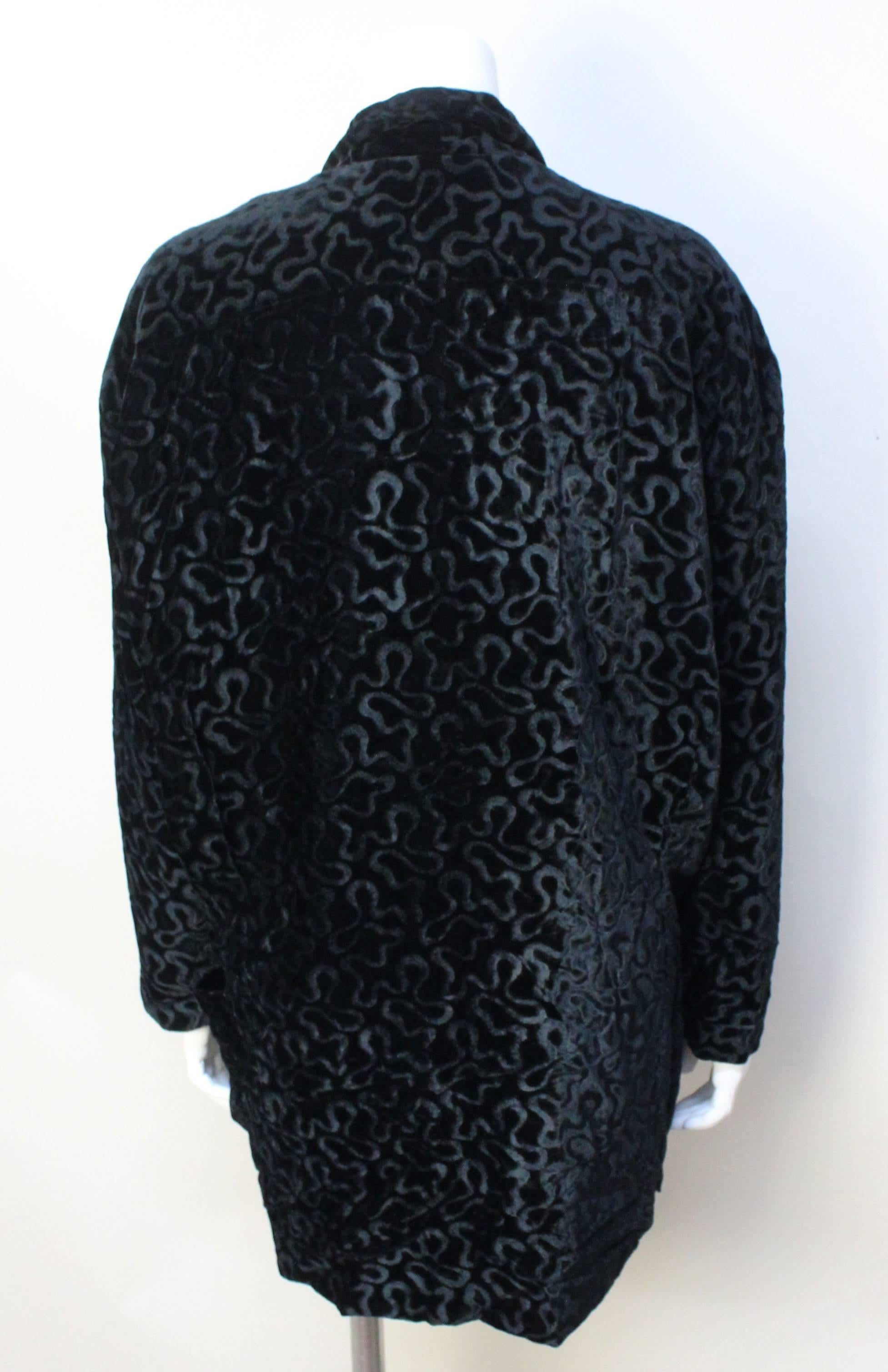Norma Kamali 1980s Velvet Swirl Pattern Jacket In Excellent Condition In New York, NY