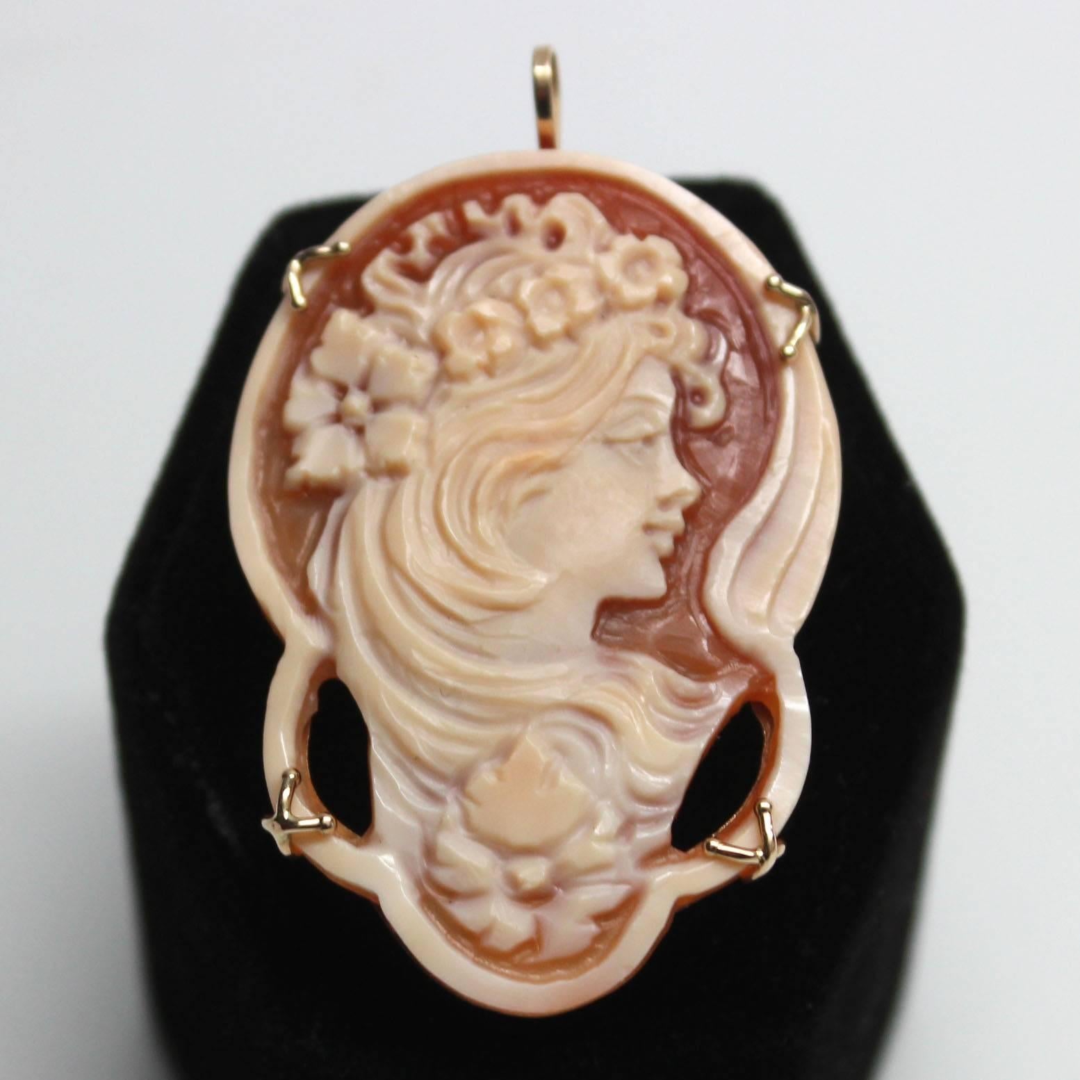 The Scognamiglio family name is synonymous with cameos. They opened a small factory in 1857 in Italy and the fine art of cameo and coral carving has been passed down in the family for six generations. This cameo dates from the 1970's, it is