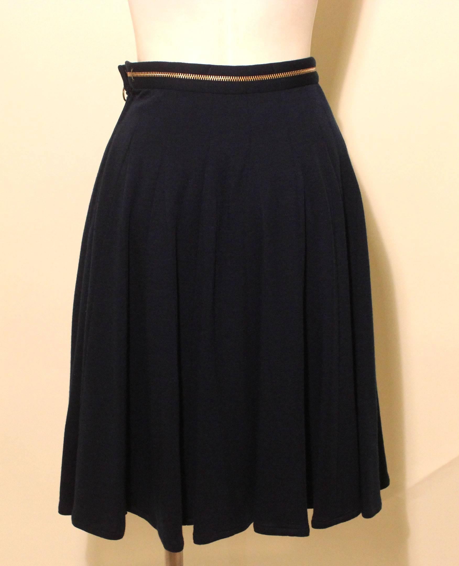 Vintage Navy Geoffrey Beene Skirt with Zipper Waistband In Excellent Condition In New York, NY