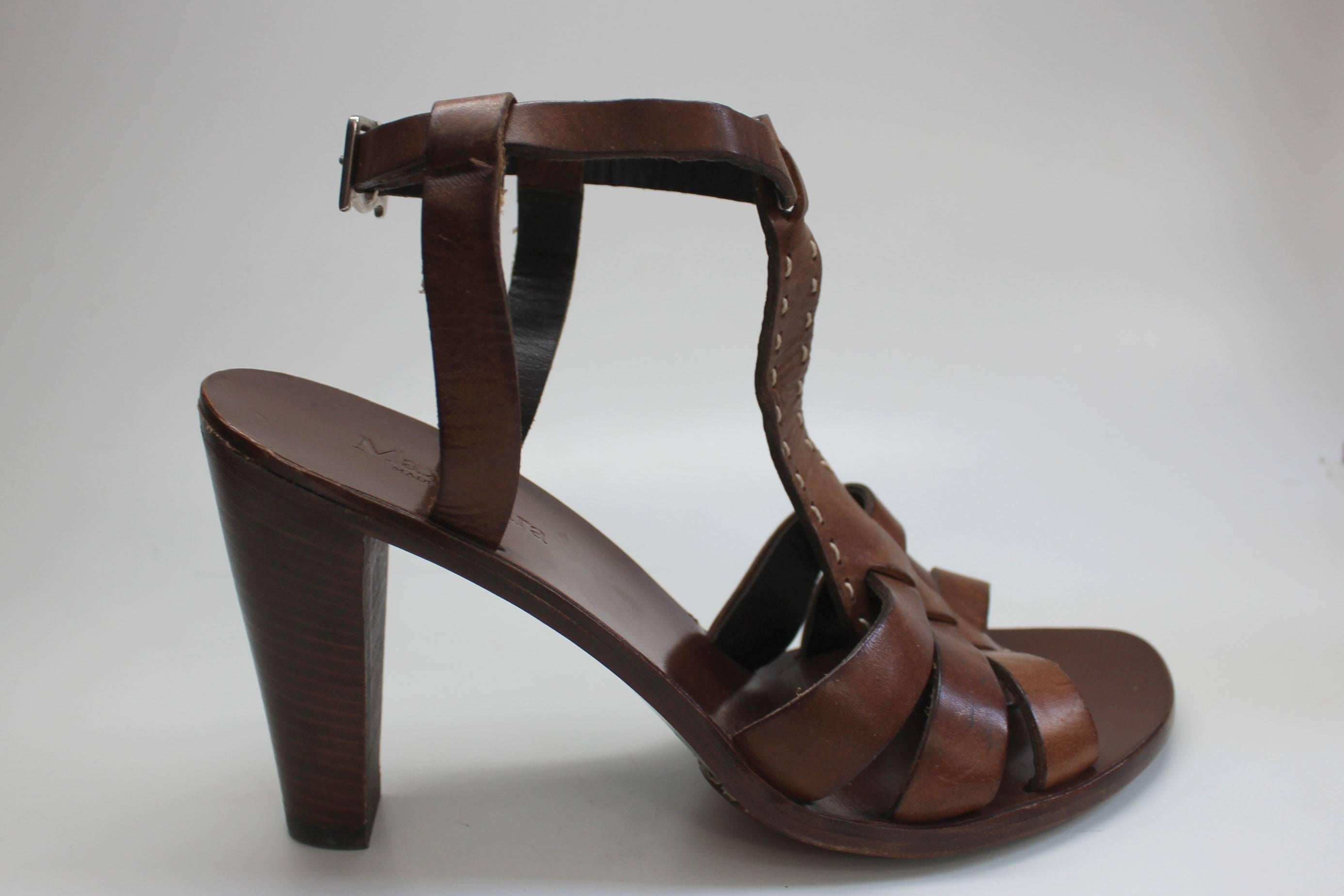 Black Vintage Max Mara Brown T Strap Sandals For Sale