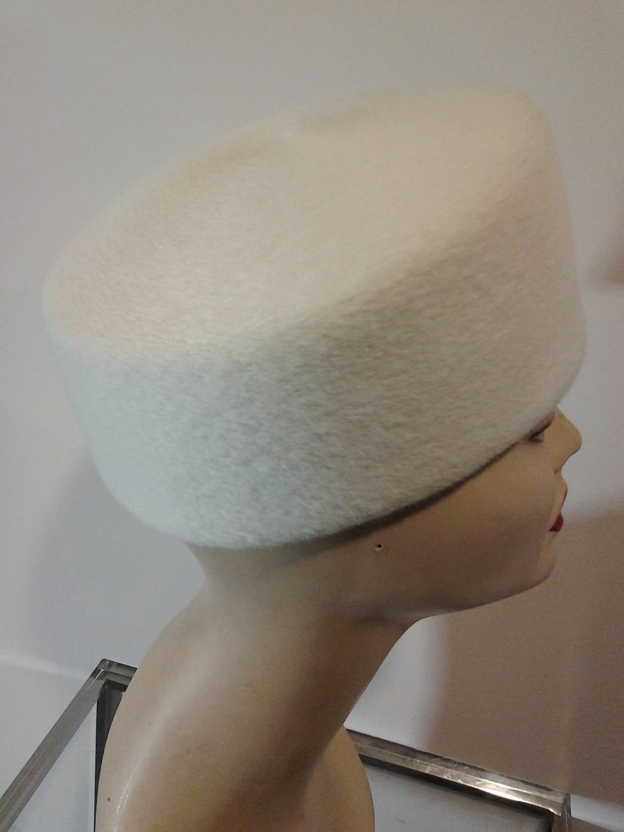 1960s Jan Leslie Wool Pillbox Hat with Side Bow at 1stDibs
