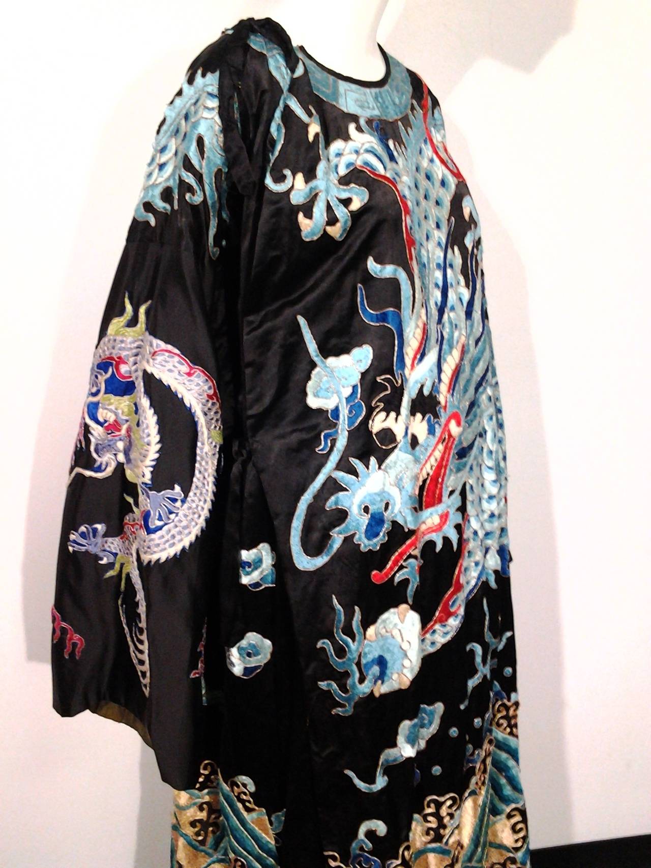 Heavily Embroidered Chinese Opera Coat or Robe w/ Dragon Motif In Excellent Condition In Gresham, OR
