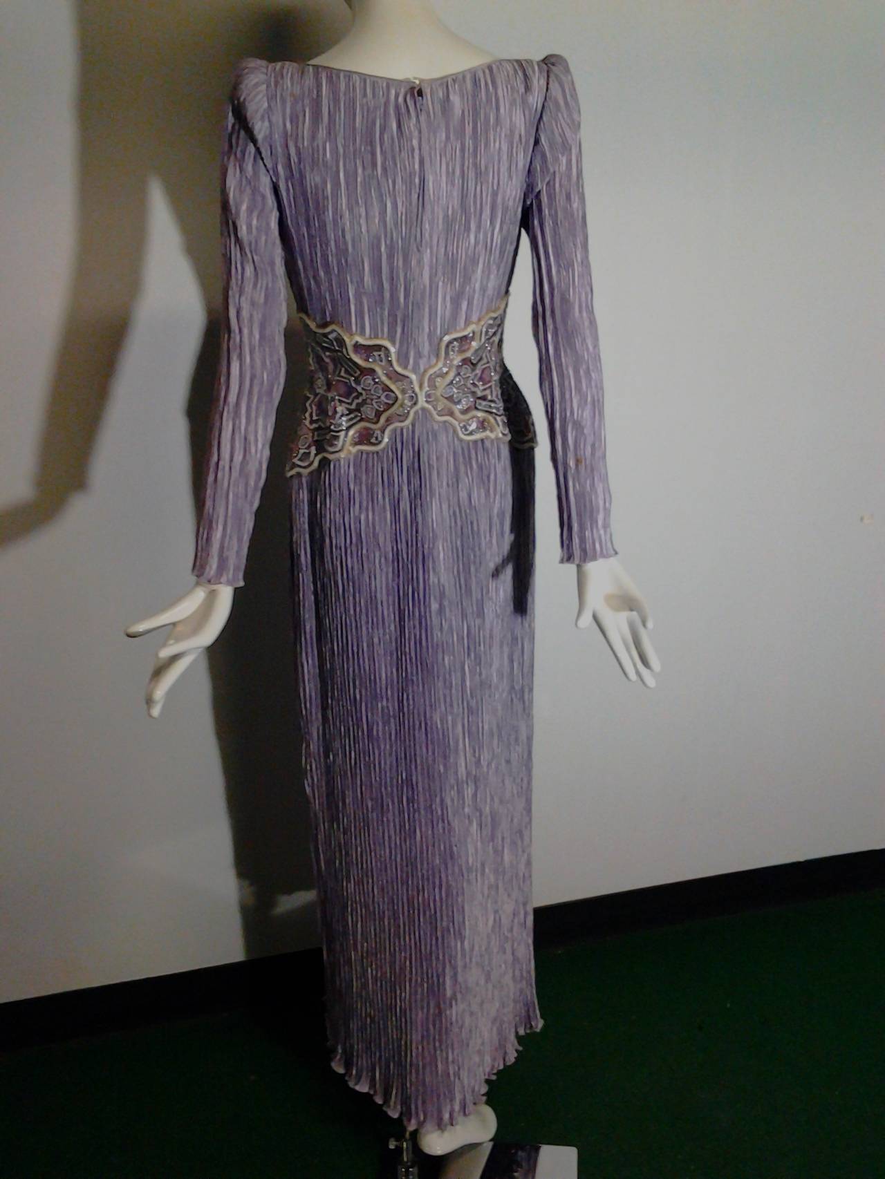 MARY McFADDEN for I. Magnin, 1980s vintage dressing gown, peachy pink wrap open front pleated duster
