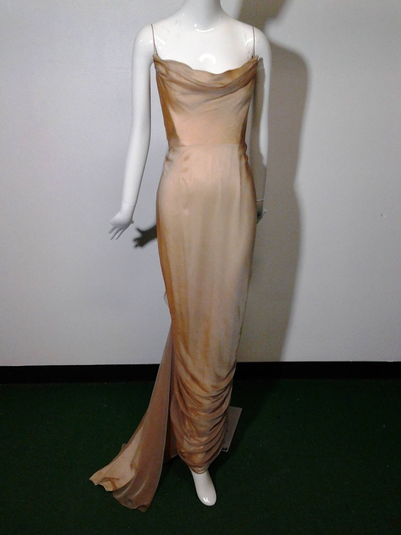 1990s Richard Tyler Ombre Silk Chiffon and Satin Bias Draped Gown w/ Train In Excellent Condition In Gresham, OR