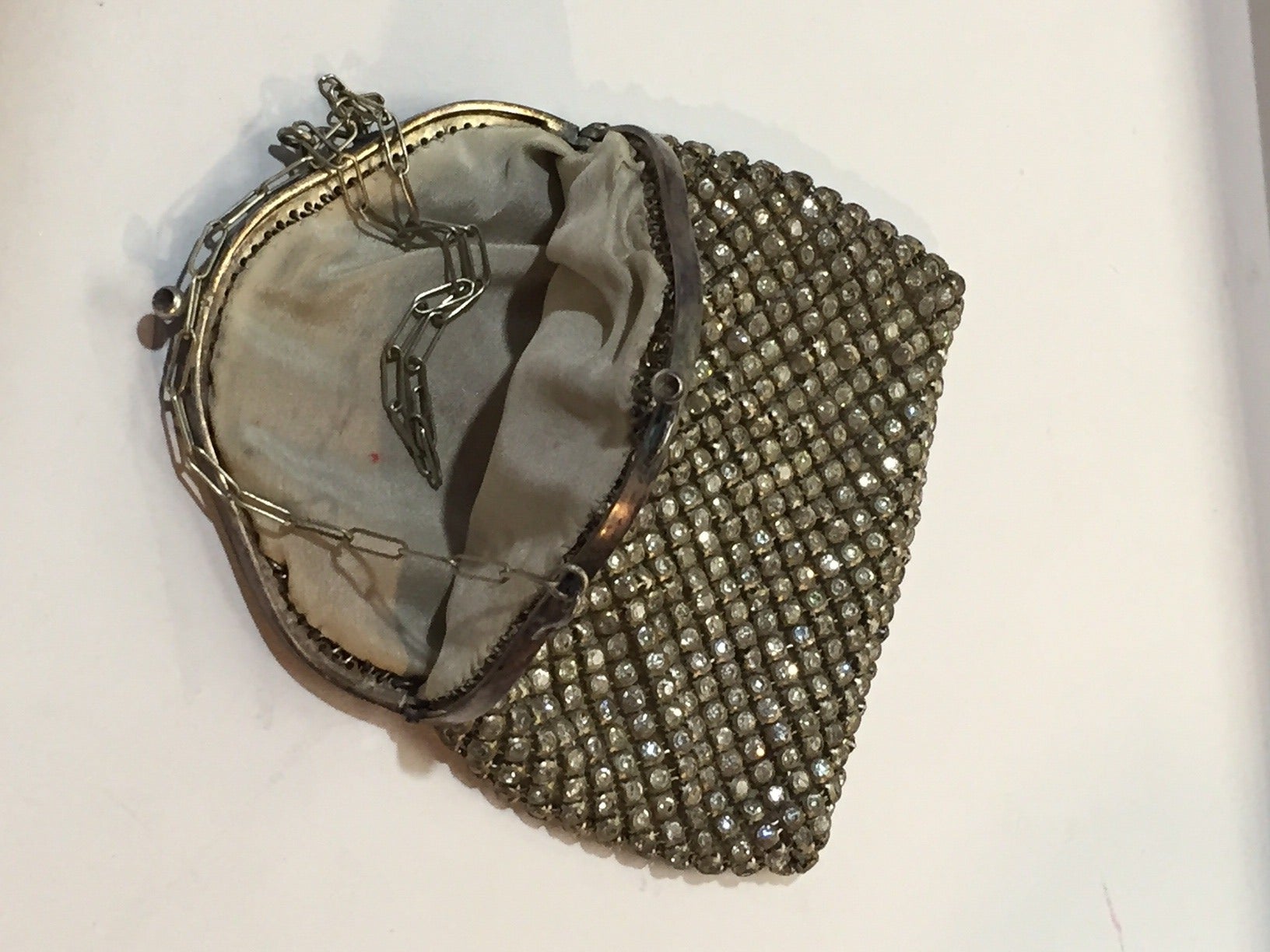 1920s Deco Rhinestone Mesh and Silver Evening Bag In Good Condition In Gresham, OR