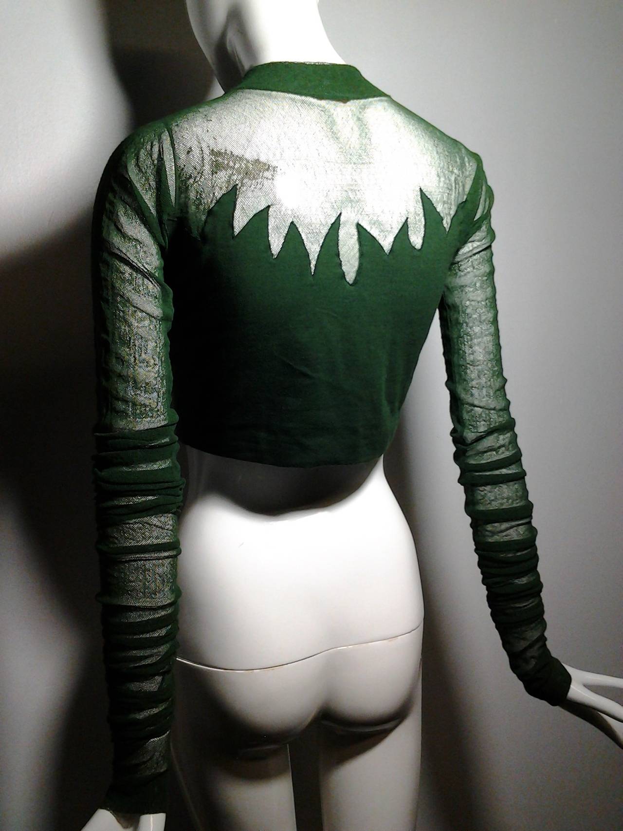 A wonderful, sexy 1980s Romeo Gigli forest green knit cropped to w/ 