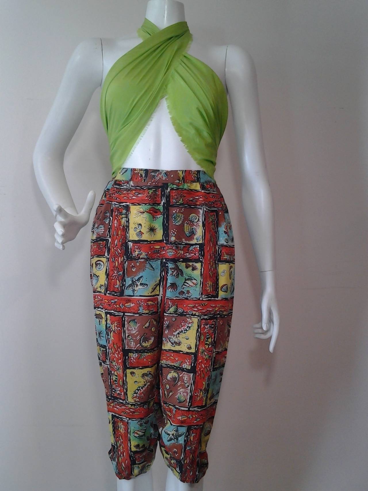 1950s Capri Pants in Washed Silk w/ Sea Shell Motifs For Sale at 1stDibs