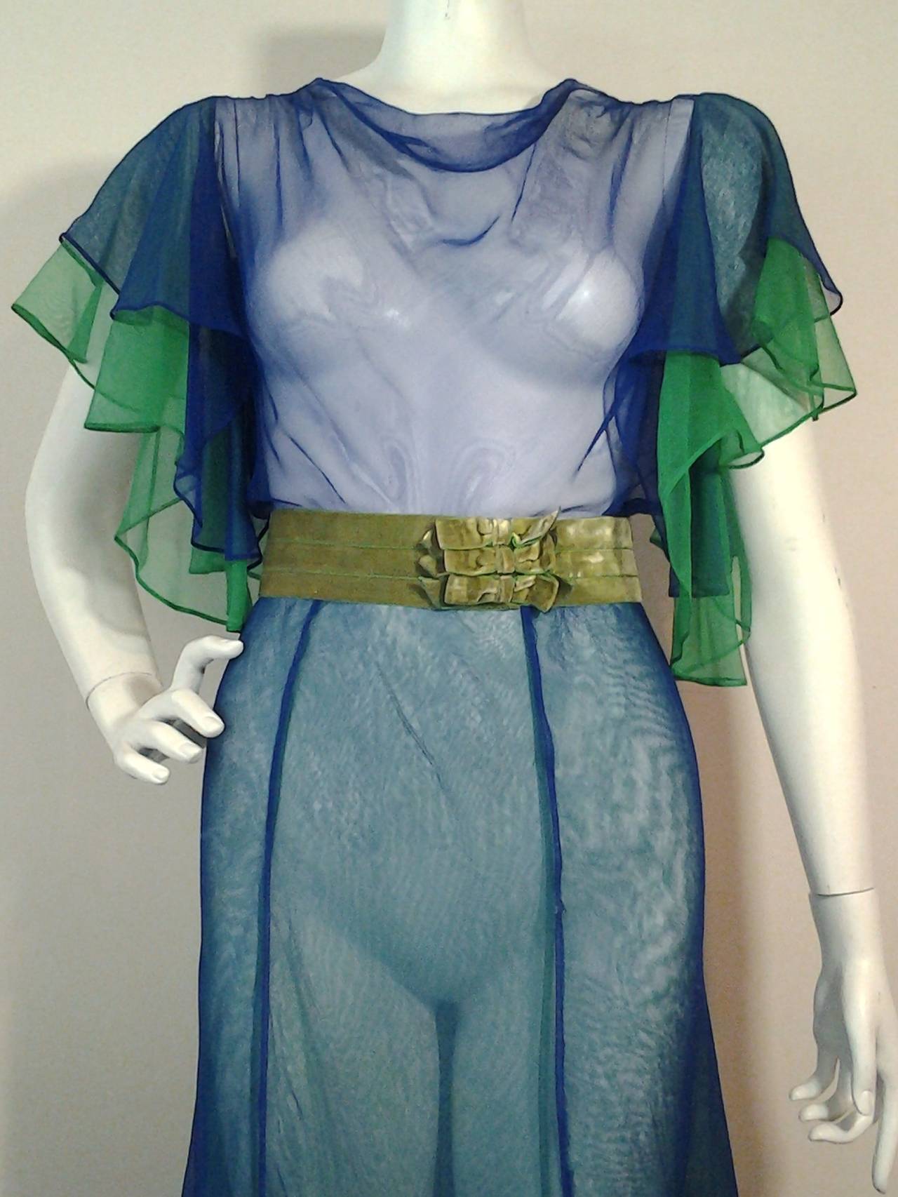 1930s Silk Chiffon Gown in Cobalt and Kelly Green Layers w/ Velvet Belt In Excellent Condition In Gresham, OR