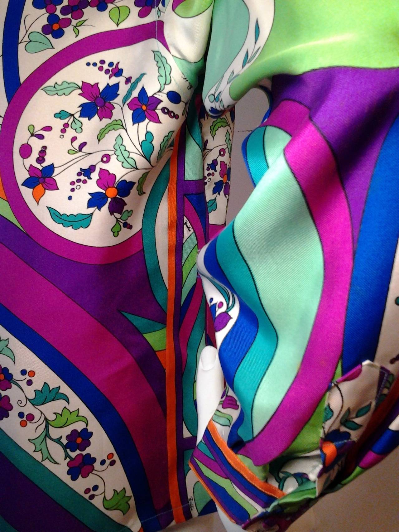Women's 1960s Emilio Pucci Silk Floral and Psychedelic Print Blouse