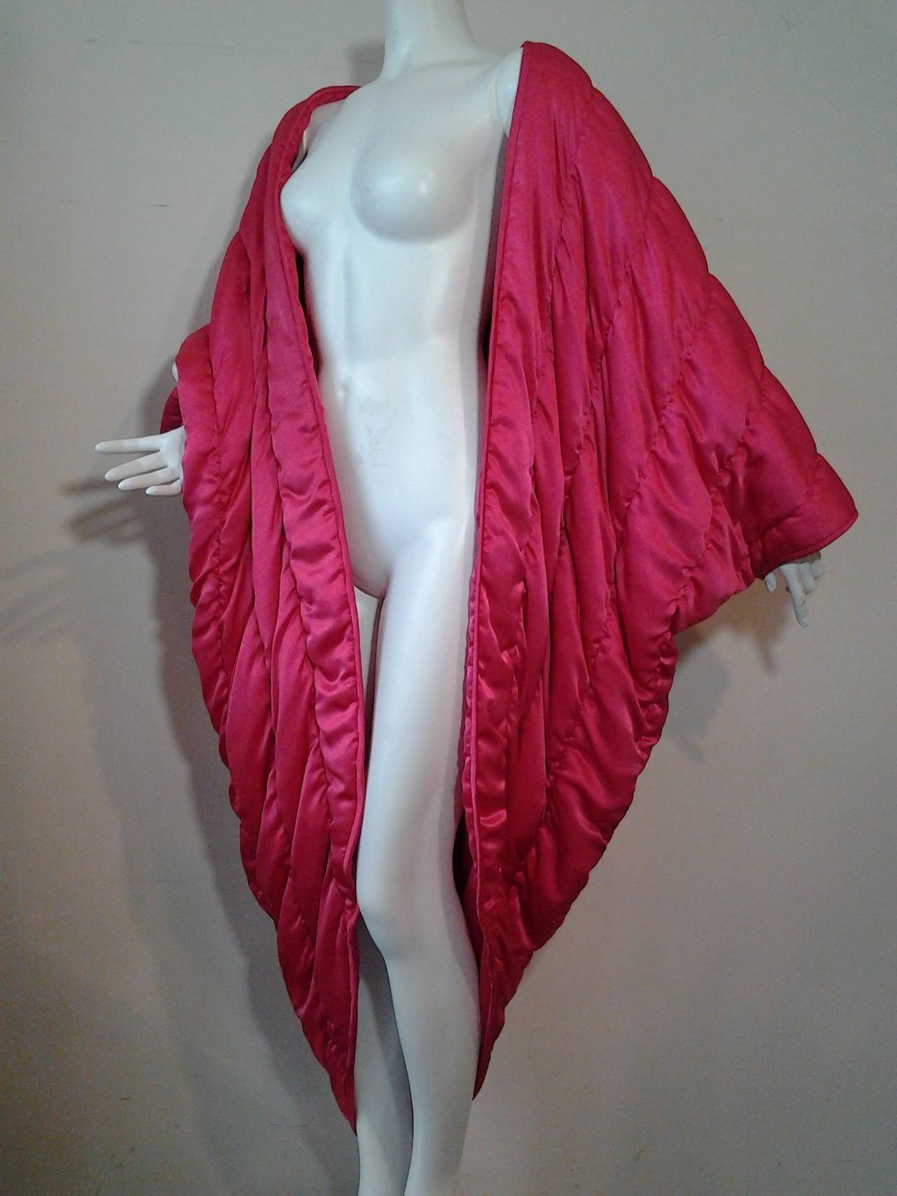 1980s Fuchsia Satin Quilted Cocoon Coat In Excellent Condition In Gresham, OR