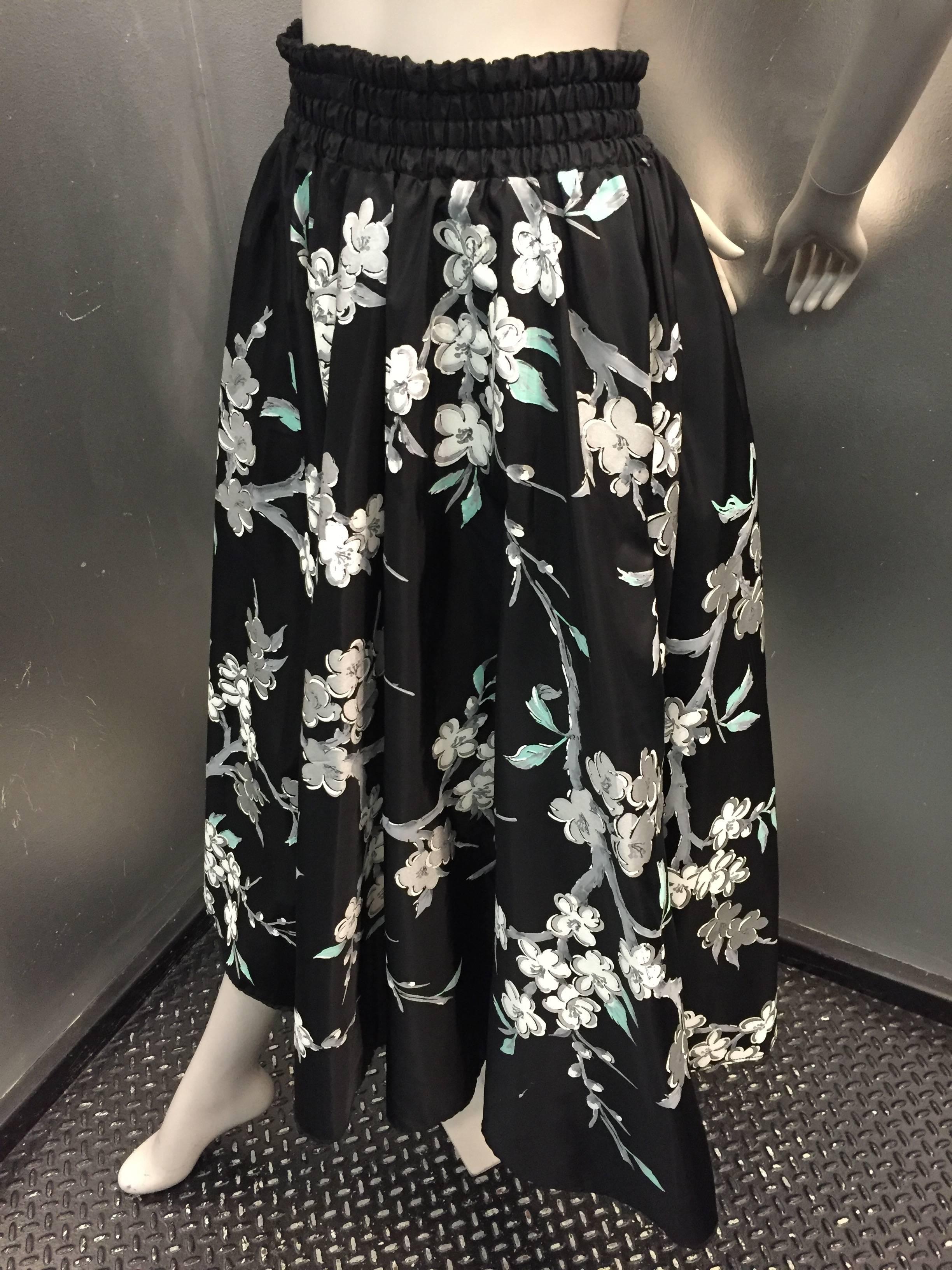 1950s Taffeta Full Skirt with Silk Screened Florals In Excellent Condition In Gresham, OR