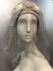 1940s Irina Roublon Couture Hat w Dove Appliqués, Veiling and 14K Gold Rings