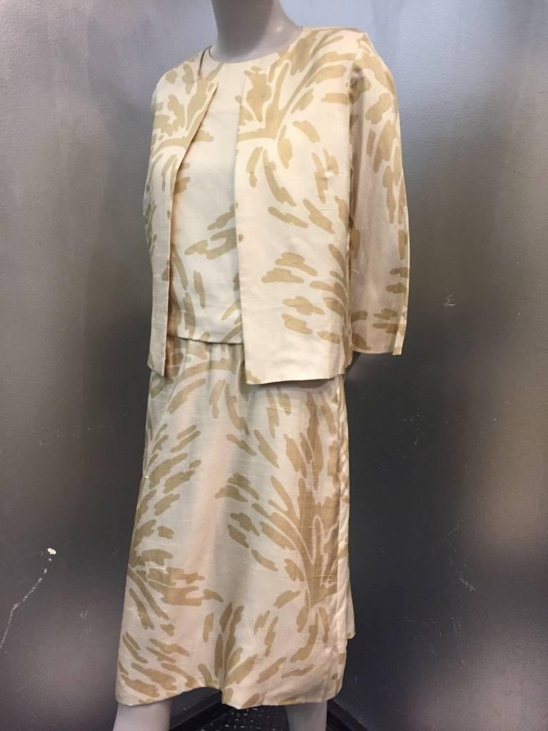 A gorgeous 1960s three piece B. H. Wragge silk skirt suit:  Skirt, top and jacket all in a wonderful and totally modern abstract leaf print! 