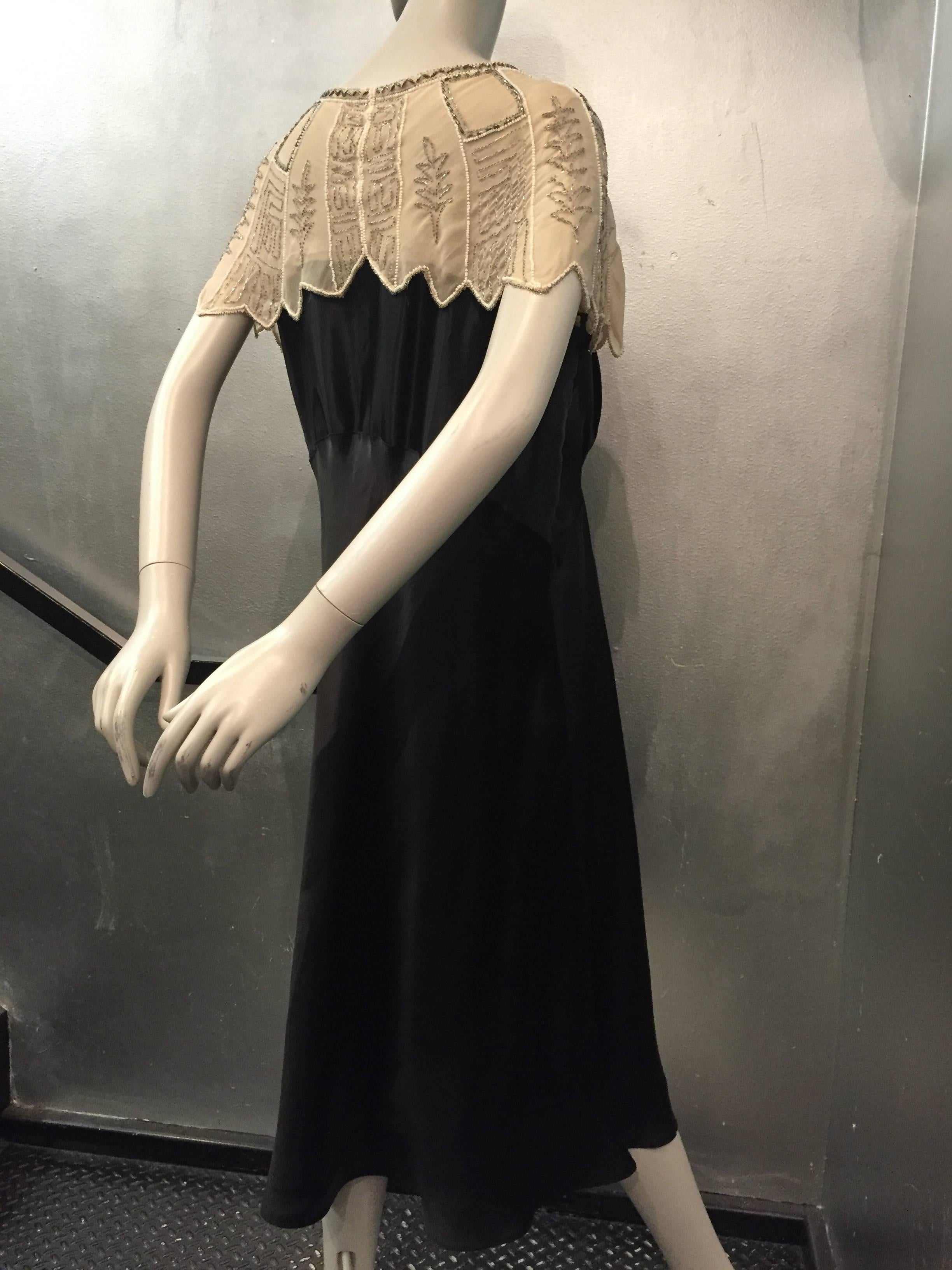 Women's 1920s Art Deco Black Silk Satin Gatsby-Style Dress w Beaded Caplet