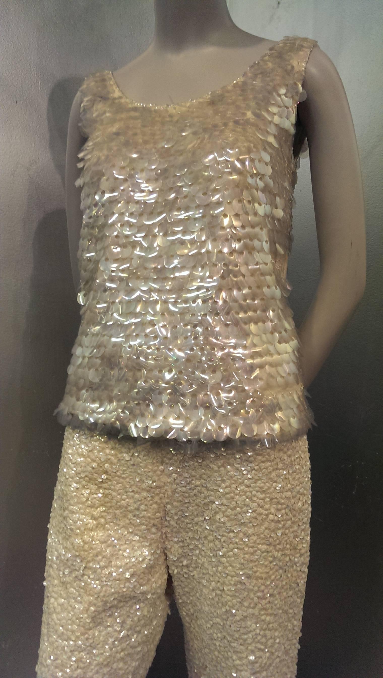 1960s Solid Sequin and Paillette Stovepipe Cocktail Pants and Top In Excellent Condition In Gresham, OR