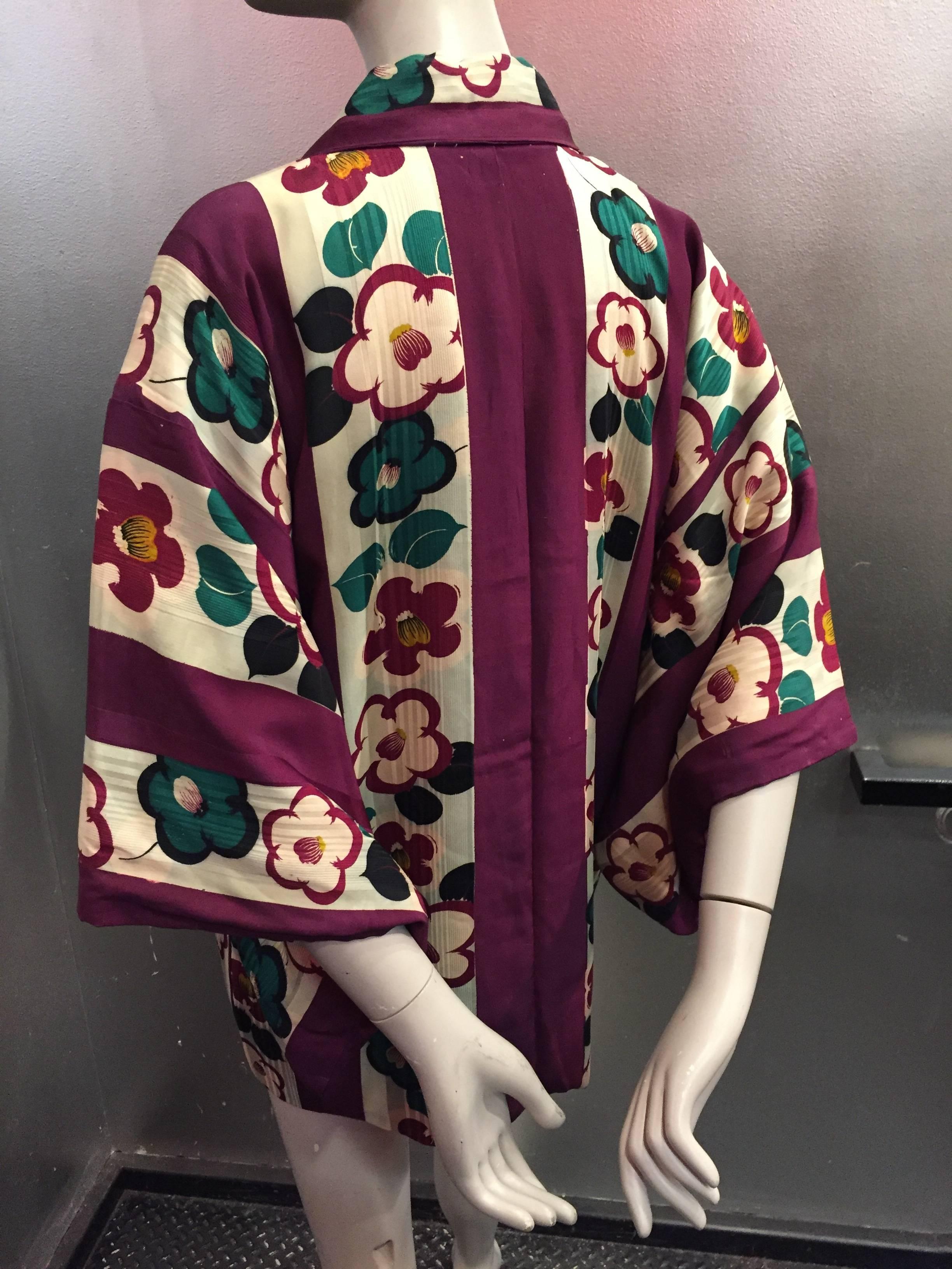 1940s Burgundy Teal And Ivory Floral and Awning Stripe Short Kimono Jacket In Excellent Condition In Gresham, OR