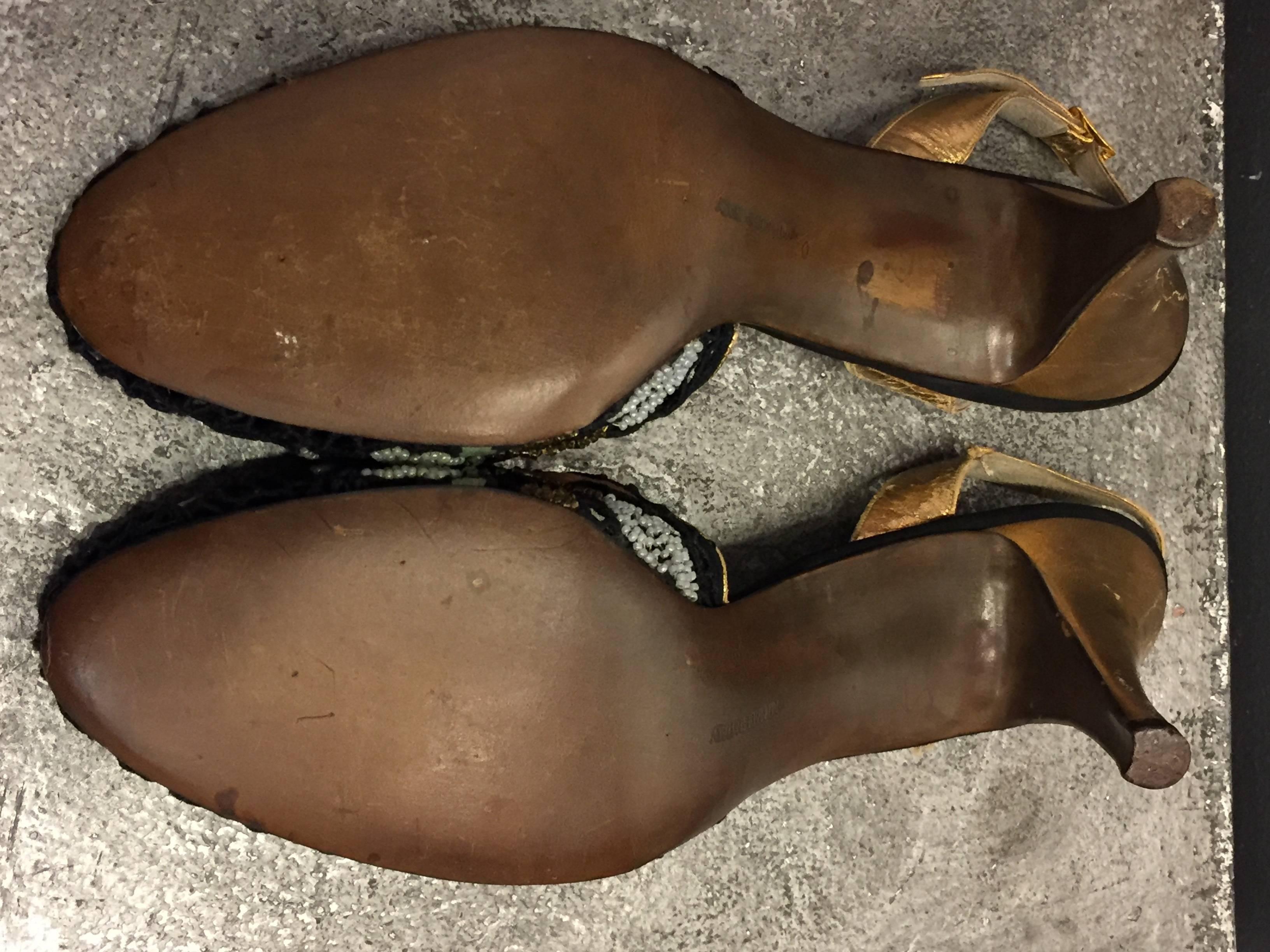 Beige 1950s Ferragamo Embroidered Lace and Gilt Leather Slingback Pumps - Book Piece