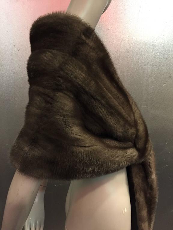 1950s Very Glamorous Wide Lush Natural Sapphire Mink Stole Wrap at 1stDibs