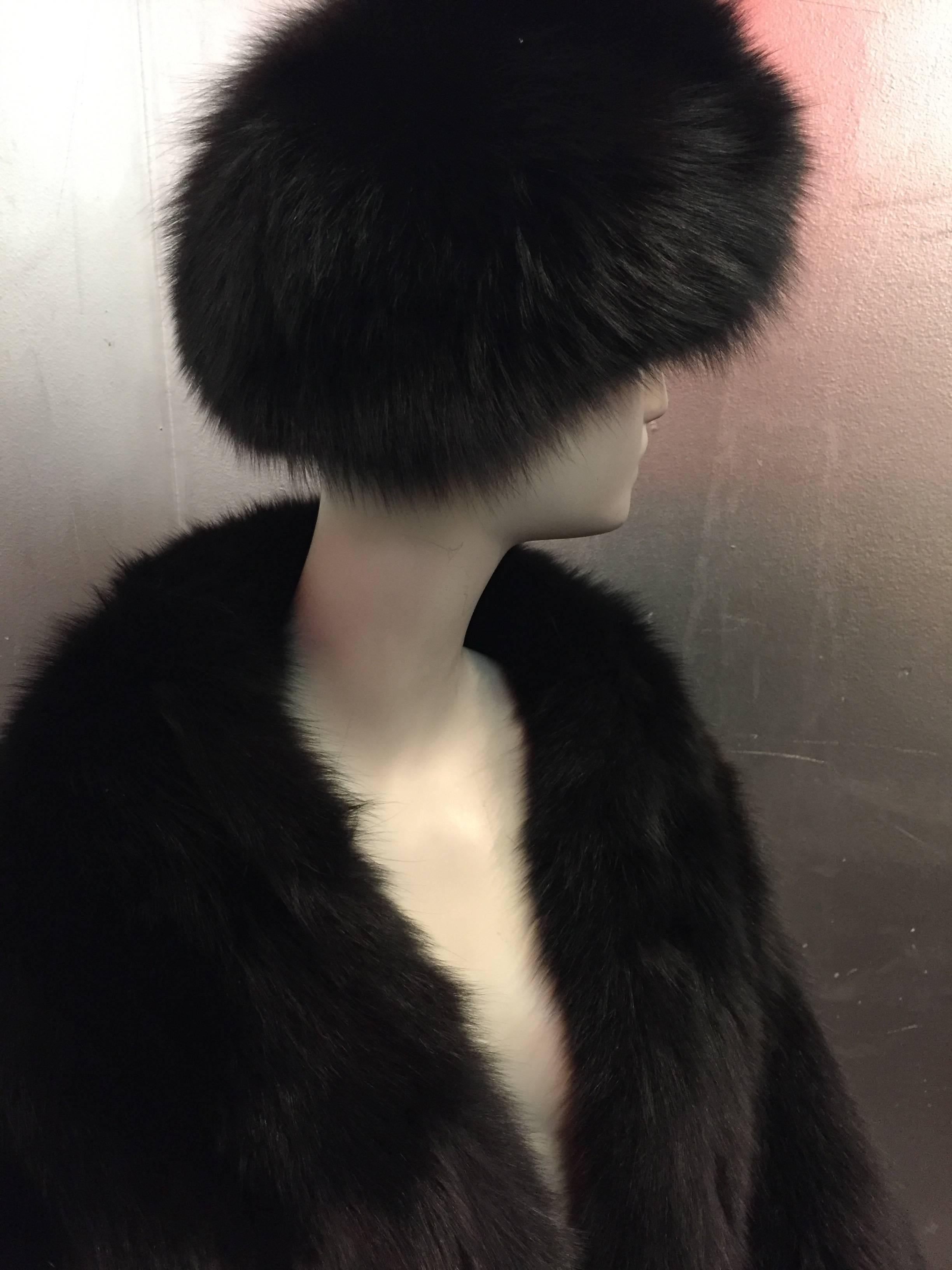 Luxurious 1960s Scalloped-Hem Black Fox Stole w/ Coordinating Halston Fox Hat 2