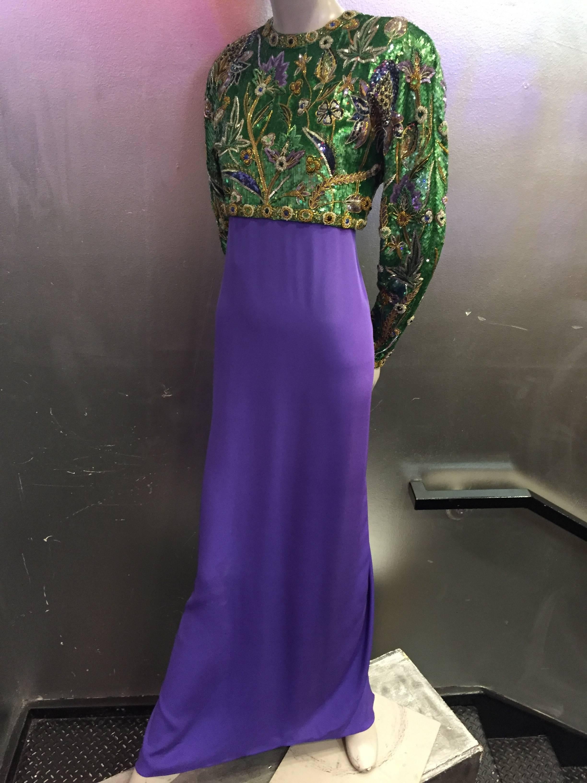1980s Oscar de La Renta Beaded Floral Motif Attached Bolero w Purple Crepe Gown In Good Condition In Gresham, OR