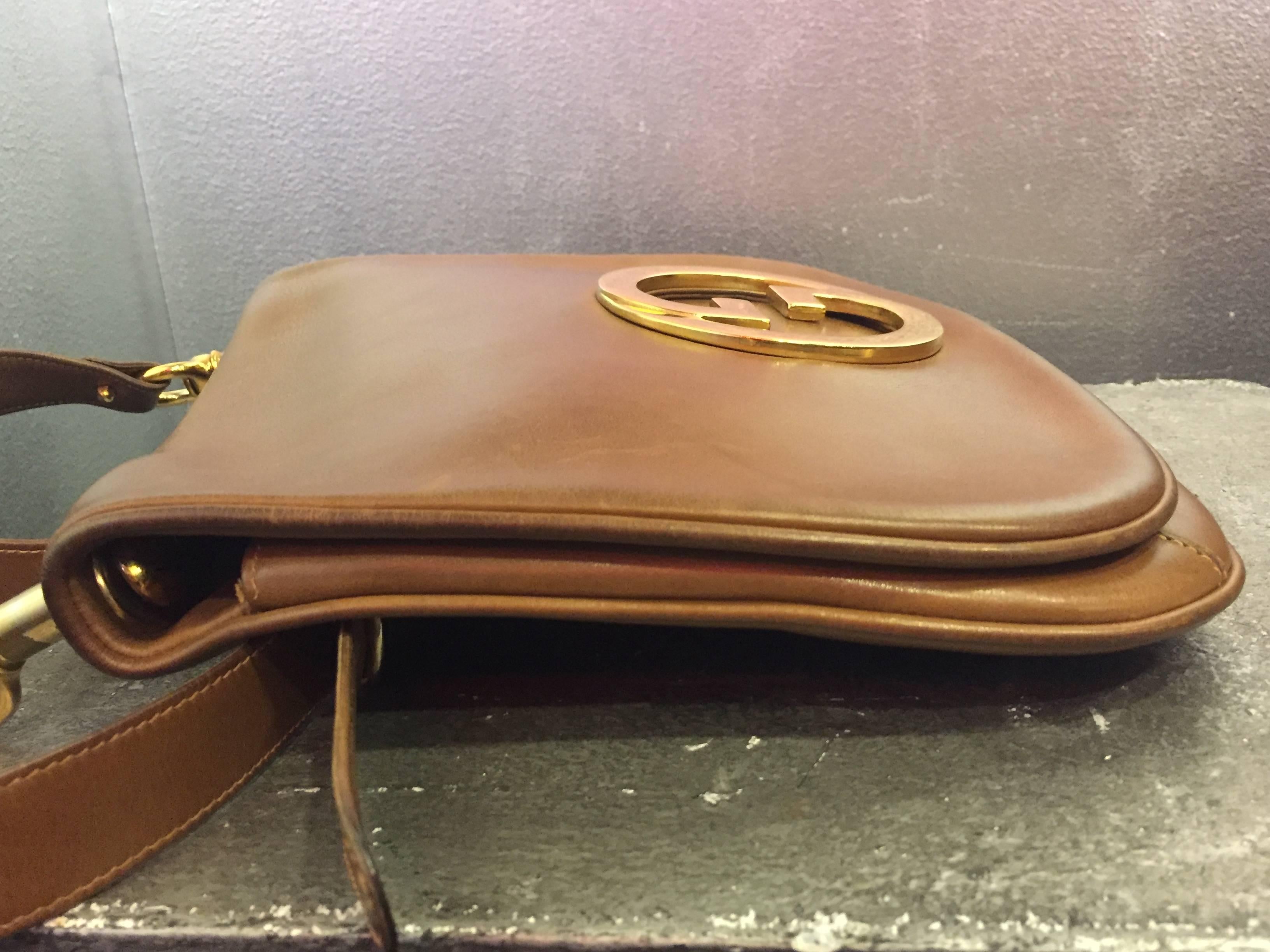 1970's Gucci Whisky Brown Leather Logo Purse  In Good Condition In Gresham, OR