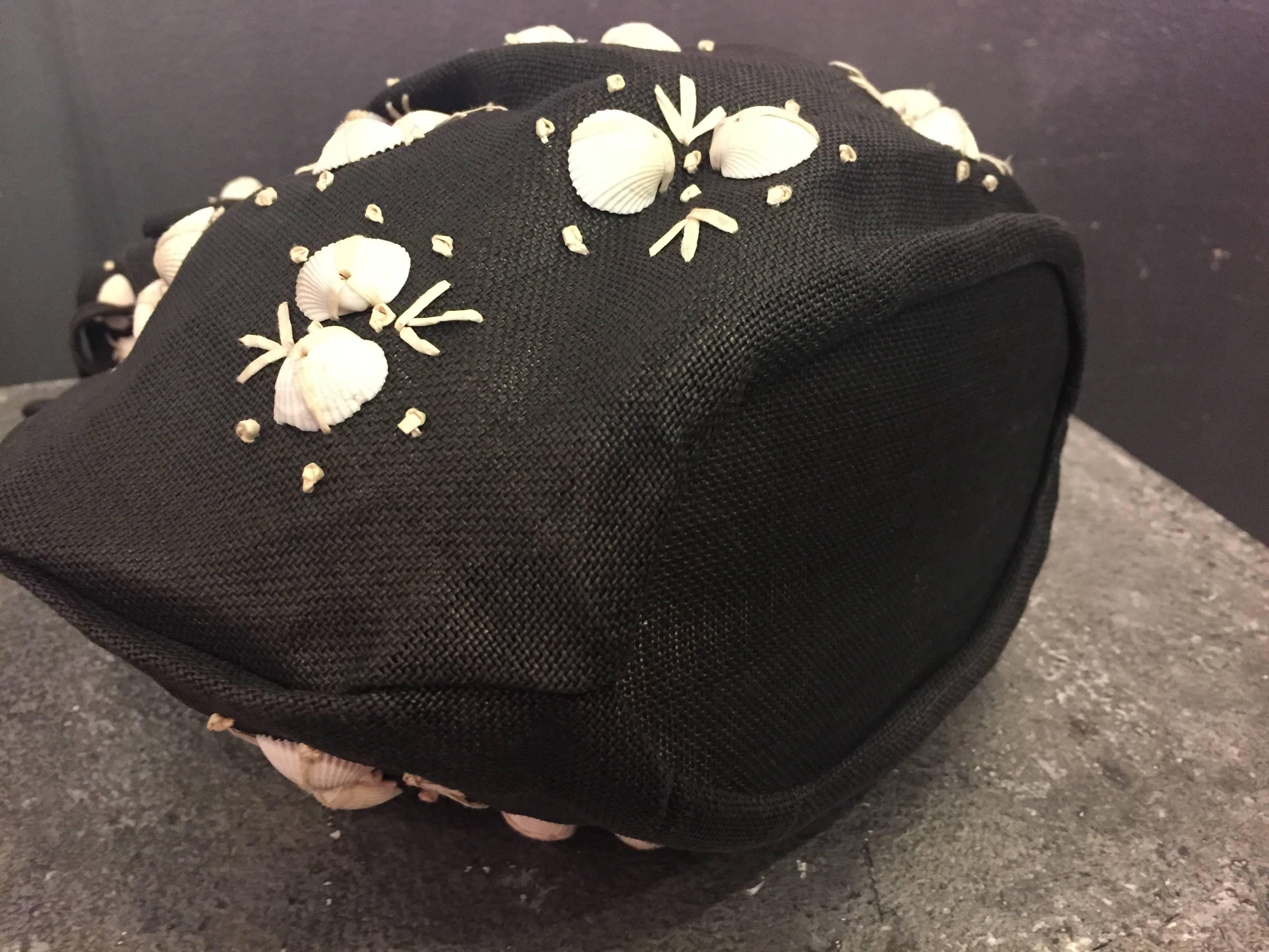 1950's Black Straw Pouch Bag with White Seashells  3