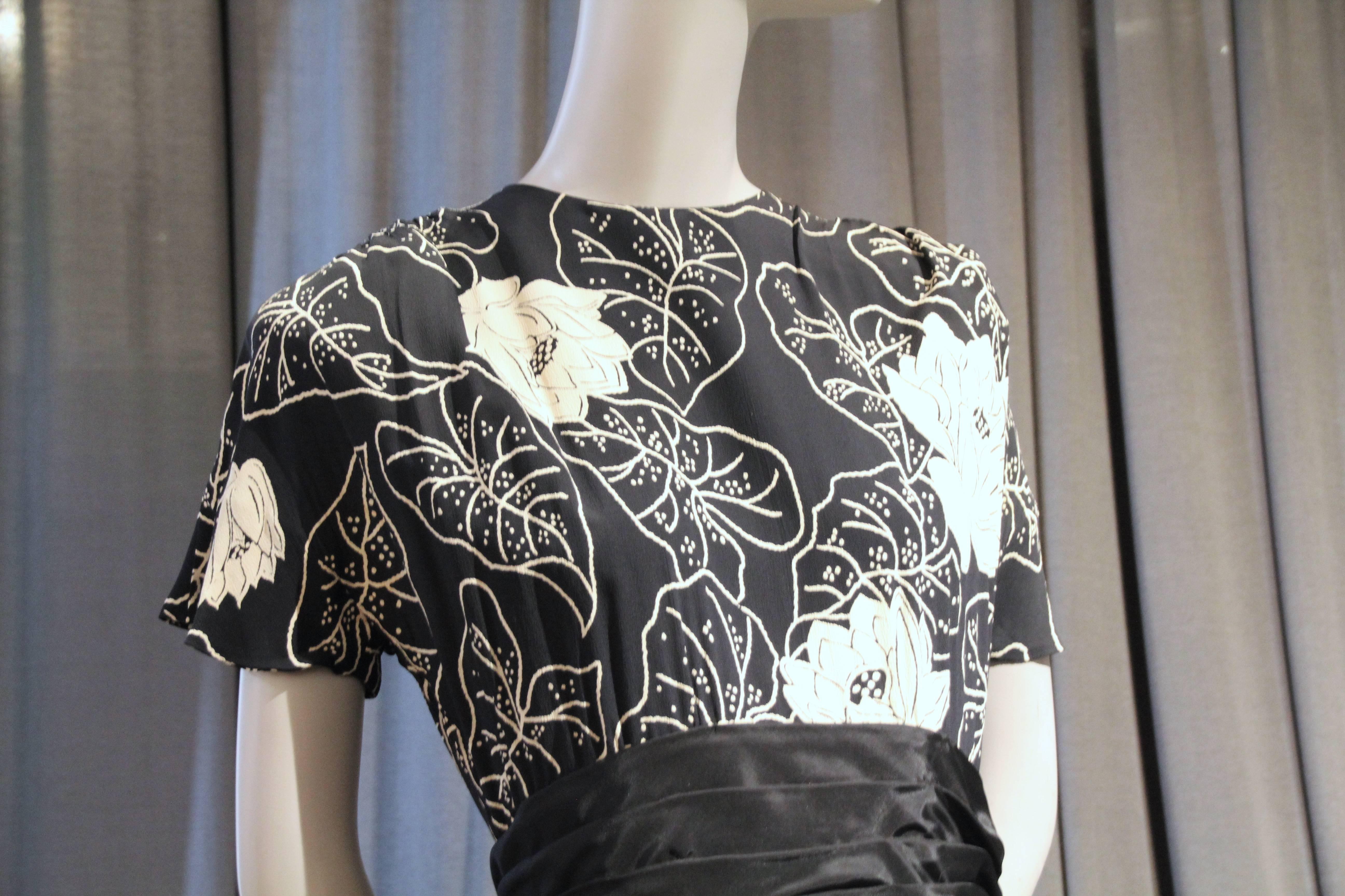 1940s Eisenberg Original Black and White Floral Print Gown w Huge Taffeta Bow  In Excellent Condition In Gresham, OR