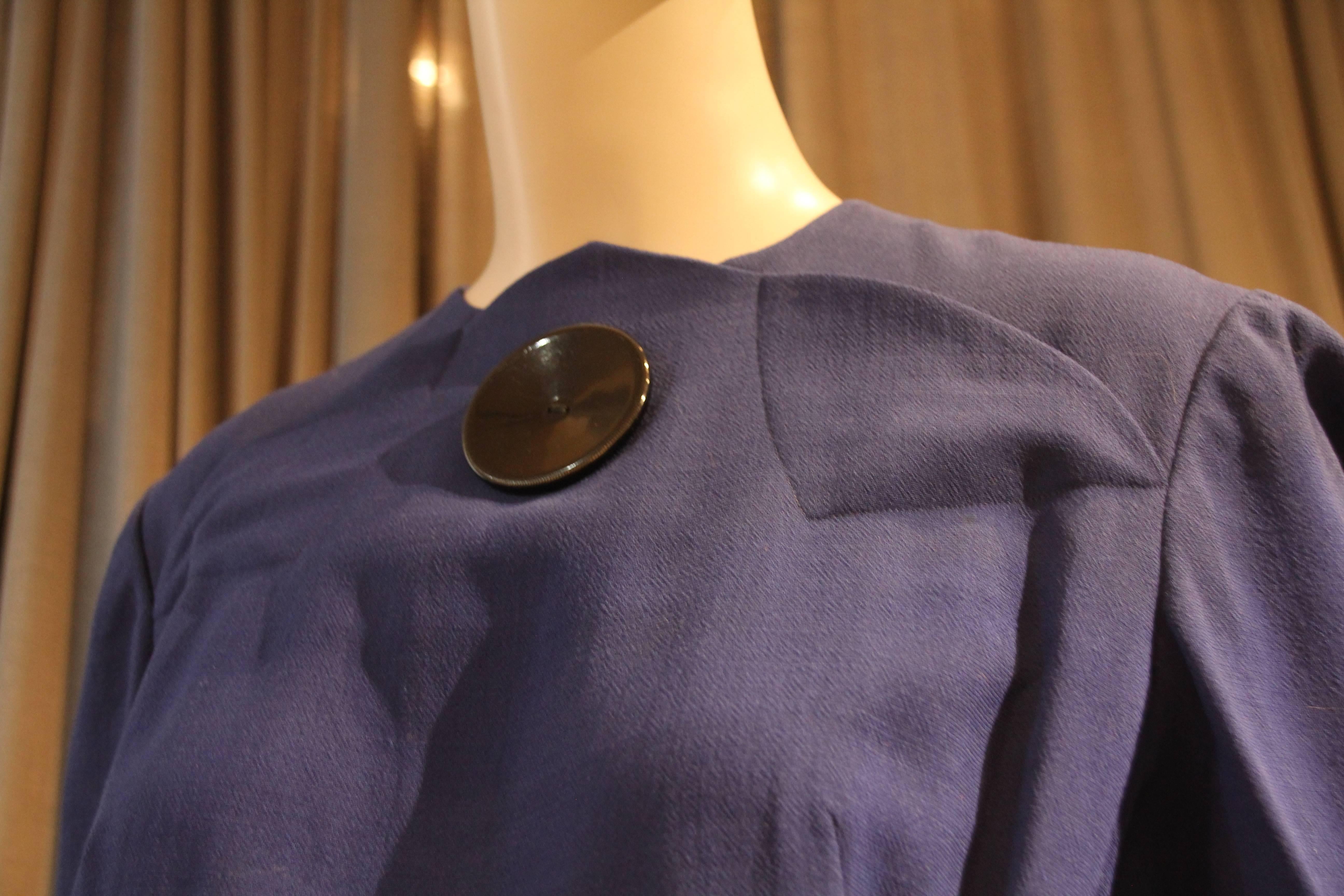 Late 1940s Eisenberg Indigo Blue Tailored Dress w Large Button Detailing In Excellent Condition For Sale In Gresham, OR