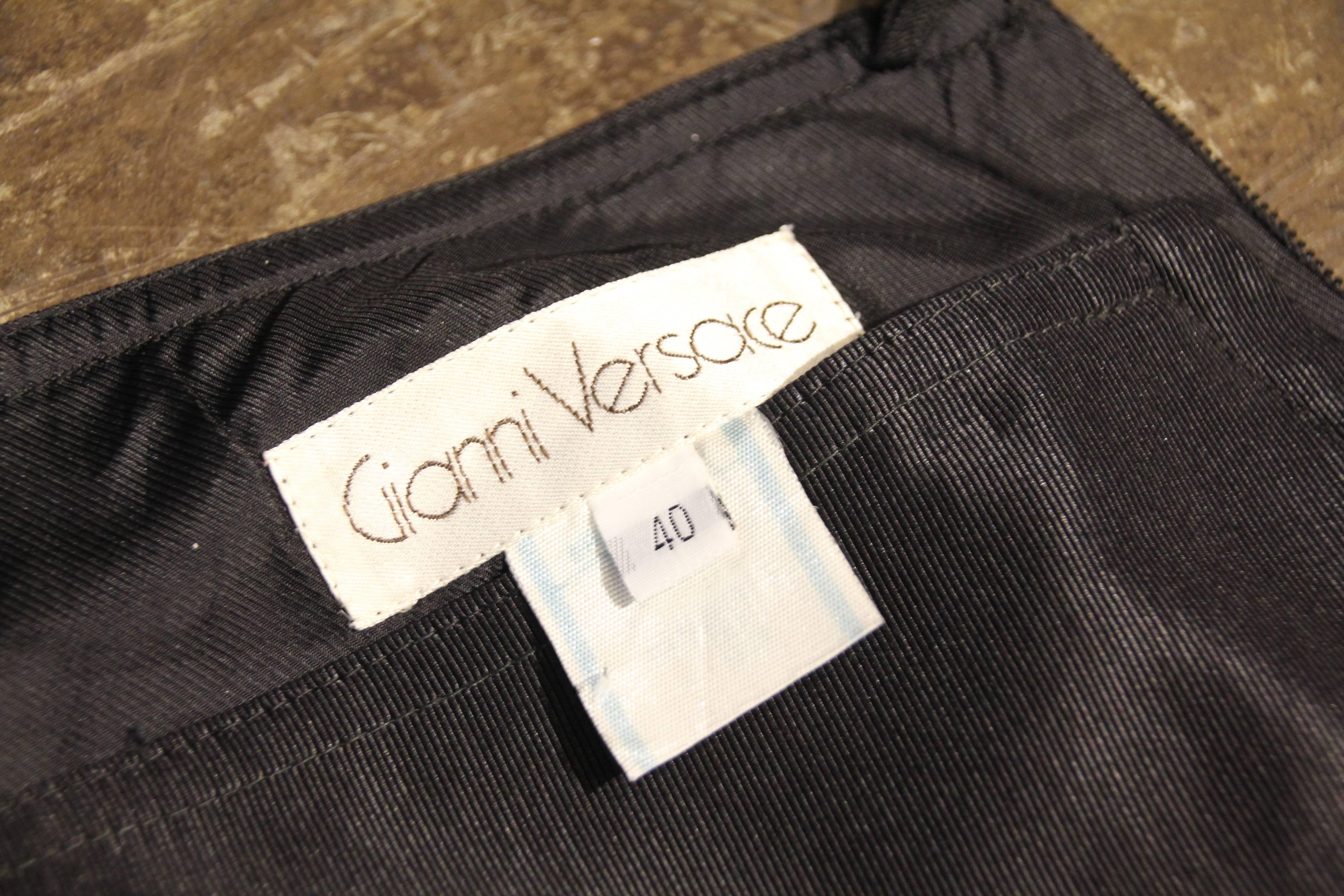 Black 1980s Gianni Versace Japanese-Inspired Pleated Silk Chiffon Palazzo Pants  For Sale