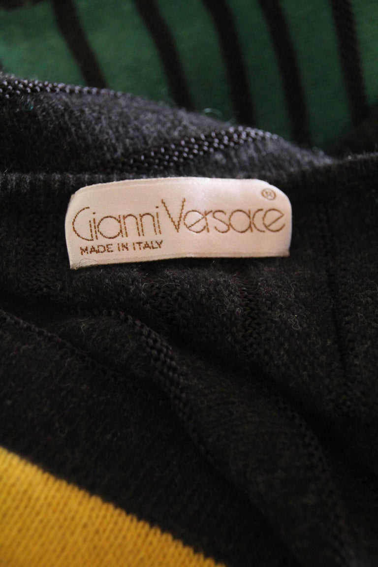 Women's 1980s Gianni Versace Color-Blocked Wool Rib-Knit Dolman-Sleeve Sweater For Sale