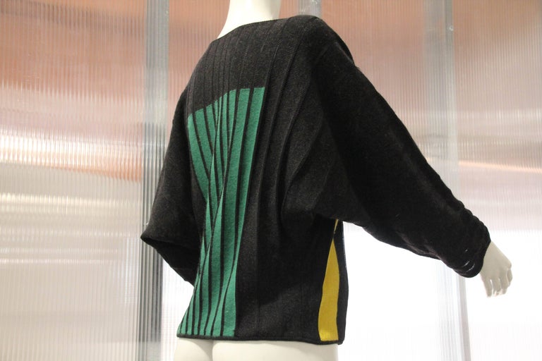 Black 1980s Gianni Versace Color-Blocked Wool Rib-Knit Dolman-Sleeve Sweater For Sale