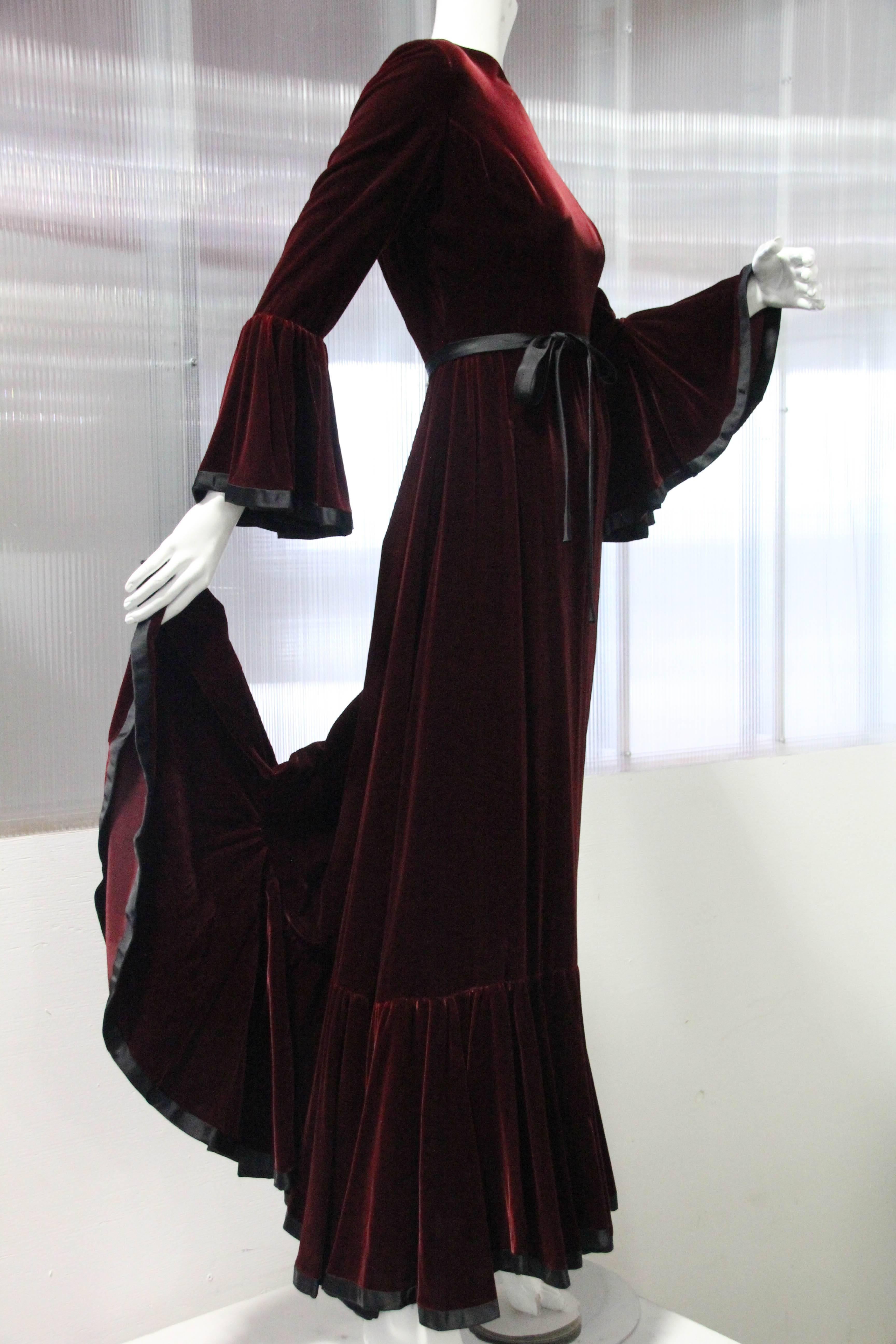 Late 1960s Ferdinando Sarmi Burgundy Velvet Gown with Flared Cuffs and Hem In Excellent Condition For Sale In Gresham, OR