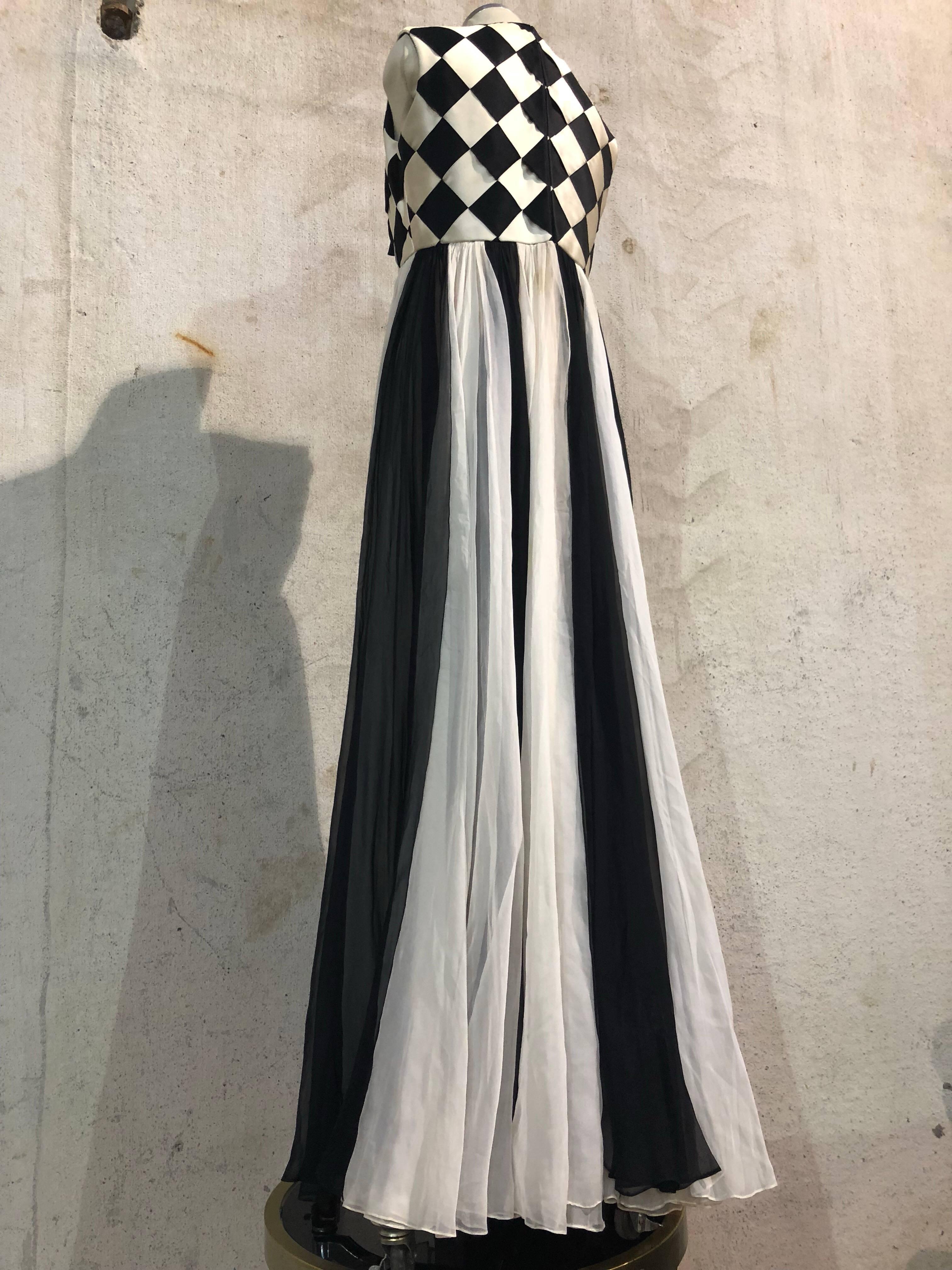 1960s Sarmi Black & White Harlequin Silk Ribbon & Chiffon Evening Gown  In Excellent Condition In Gresham, OR