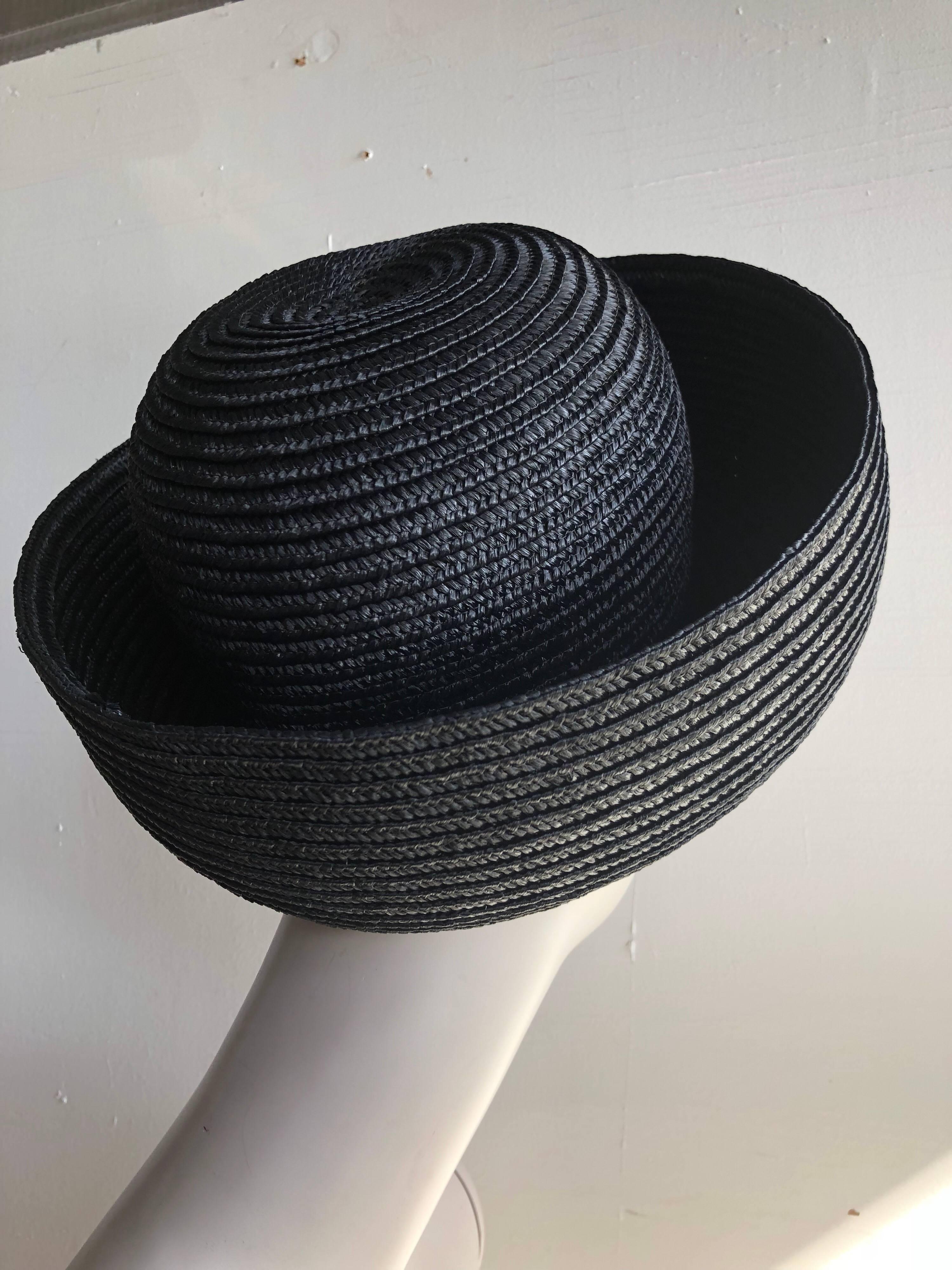 Maison Mendessolle Black Straw Hepburn Style Hat, 1960s  In Excellent Condition In Gresham, OR