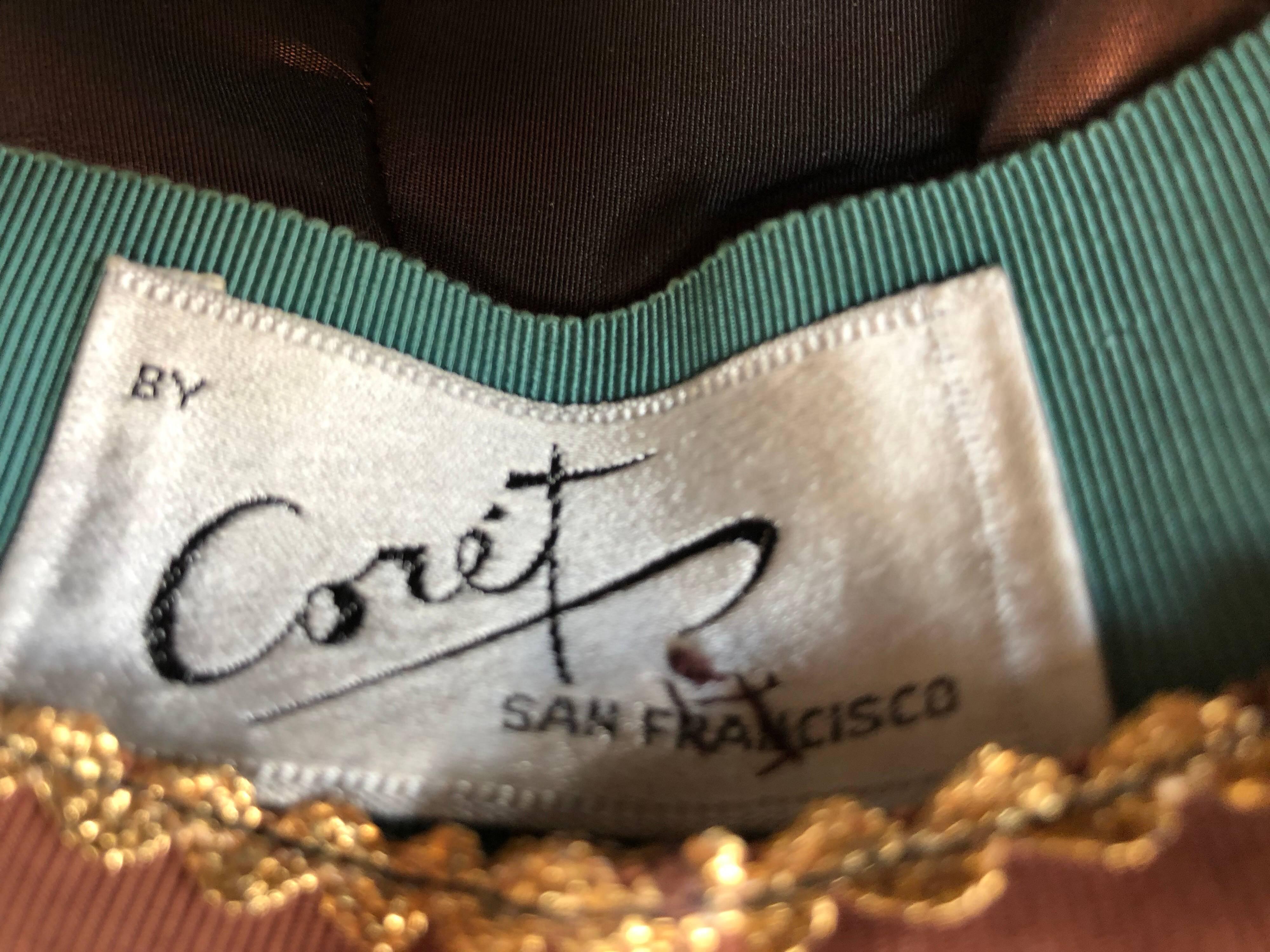 1940s Coret Chocolate Brown Silk Satin Dutch-Style Cocktail Hat en vente 3