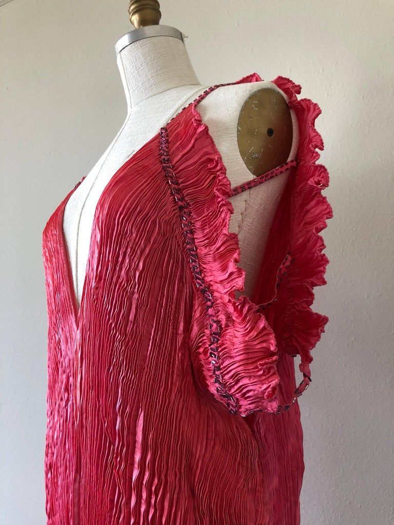 1980s Patricia Lester Coral Silk Fortuny Style Delphos Gown In Excellent Condition For Sale In San Francisco, CA